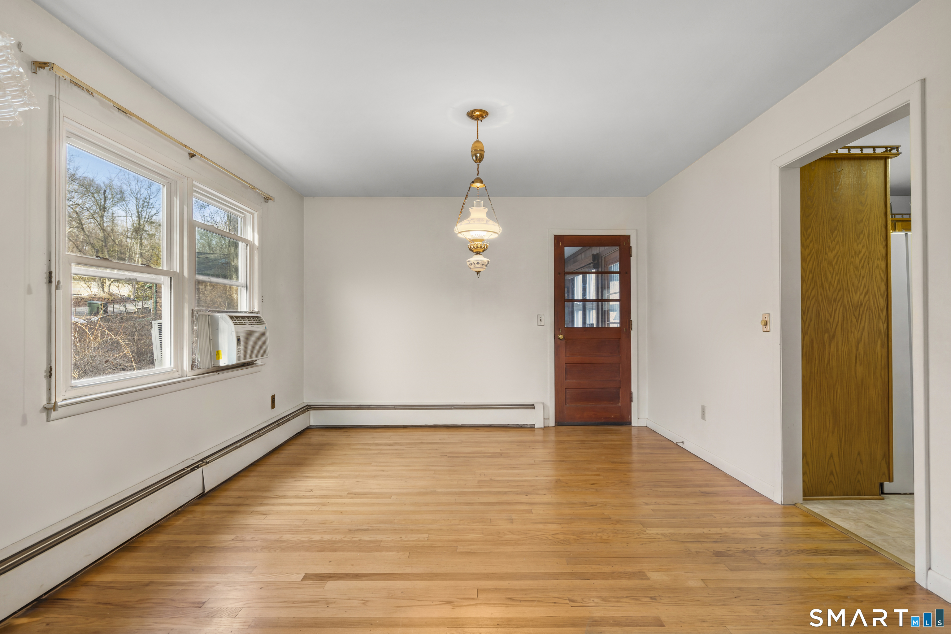 Photo 14 of 276 Grumman Avenue, Norwalk, CT