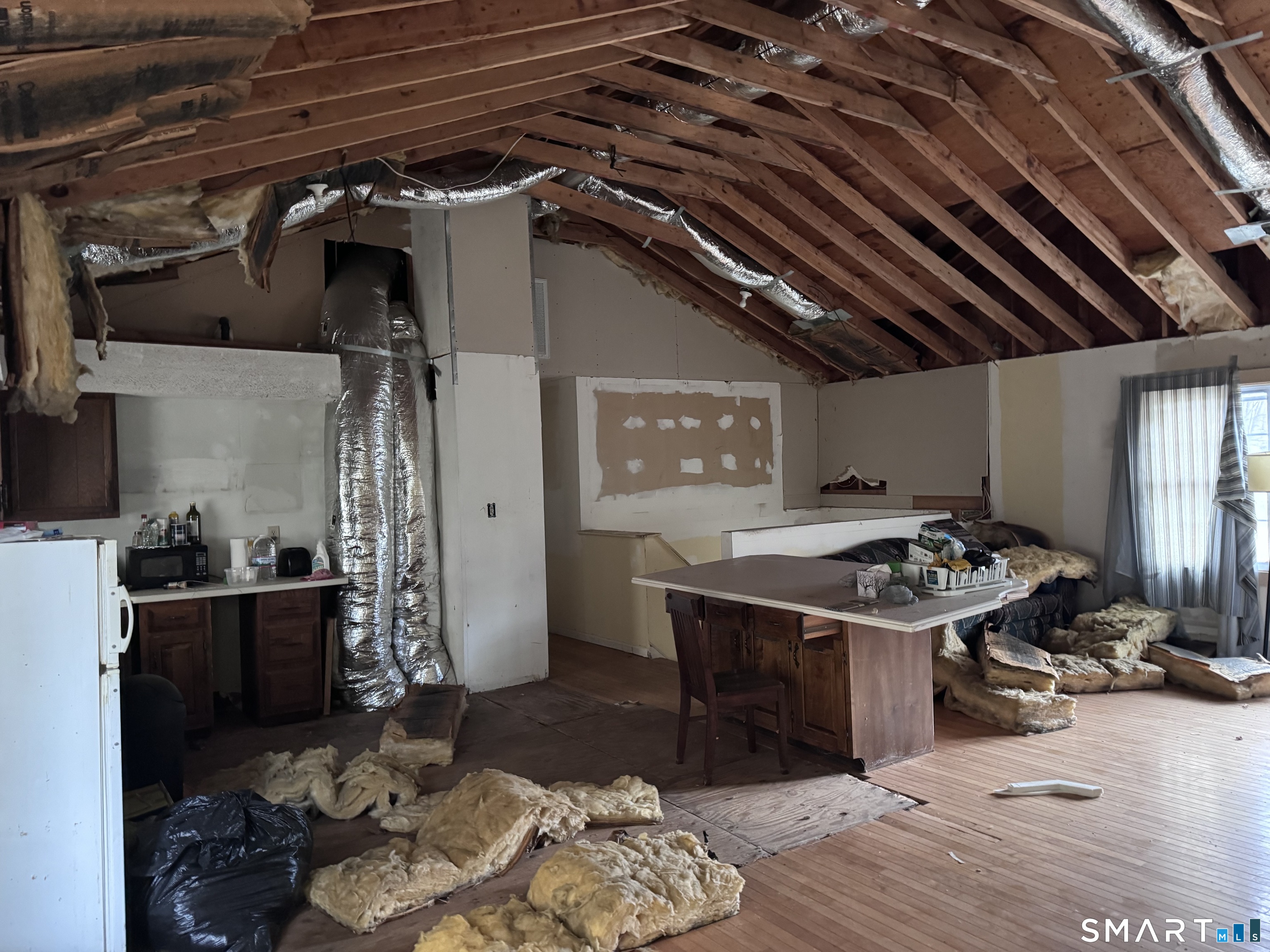 Homes for sale in Milford, CT | 62 Robert Treat Pkwy, Milford, CT 06460 | MLS# 24148226