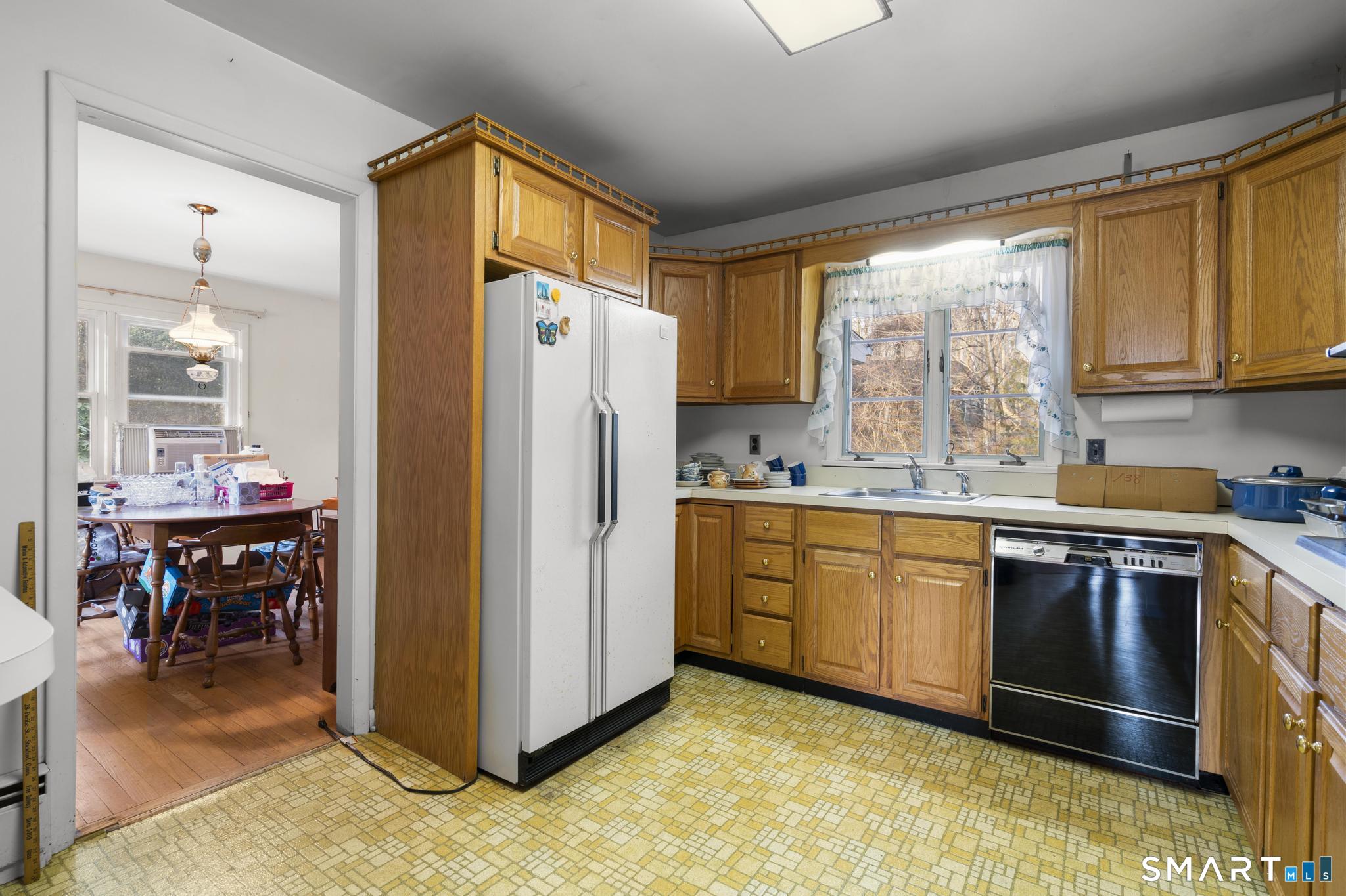 Photo 19 of 276 Grumman Avenue, Norwalk, CT