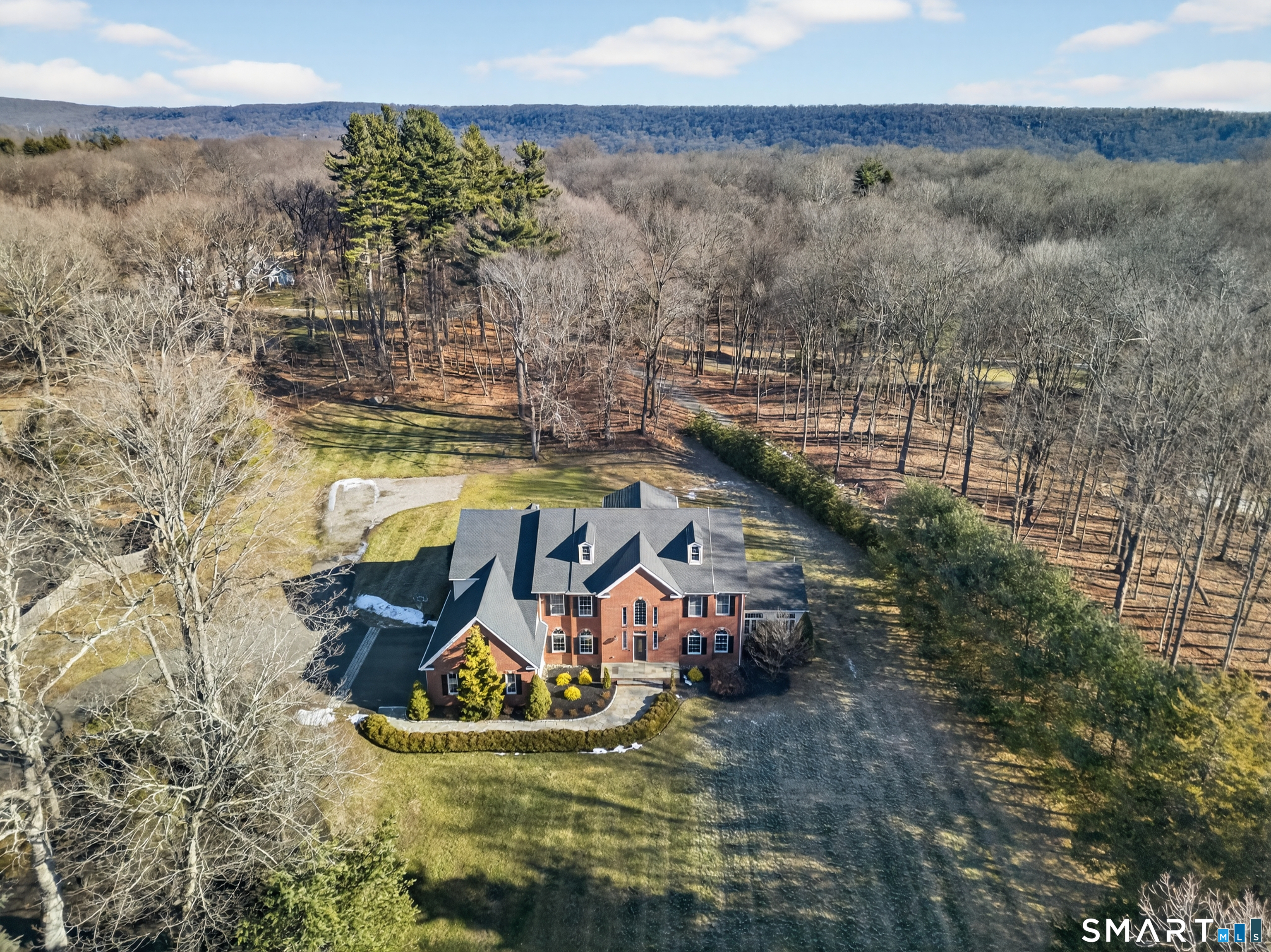 Homes for sale in Woodbridge, CT | 489 Amity Rd, Woodbridge, CT 06525 | MLS# 24148728