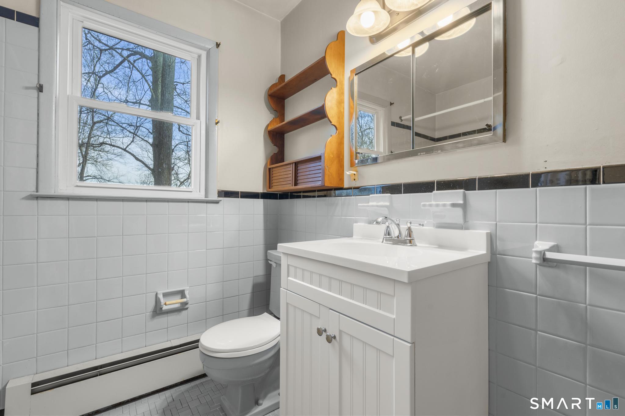 Photo 28 of 276 Grumman Avenue, Norwalk, CT