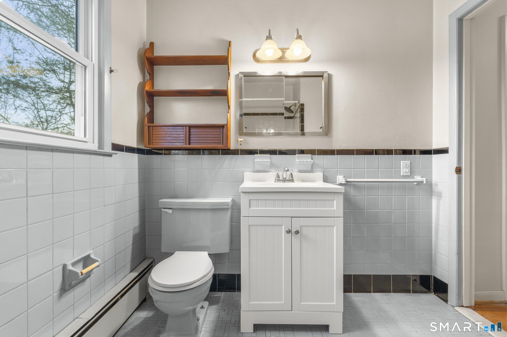 Photo 31 of 276 Grumman Avenue, Norwalk, CT