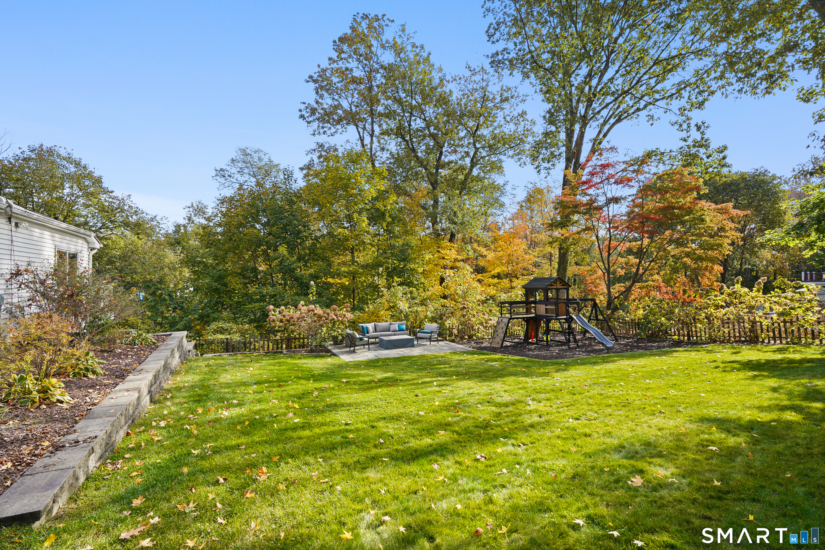 Homes for sale in Greenwich, CT | 1 Caroline Pl, Greenwich, CT 06831 | MLS# 24149362