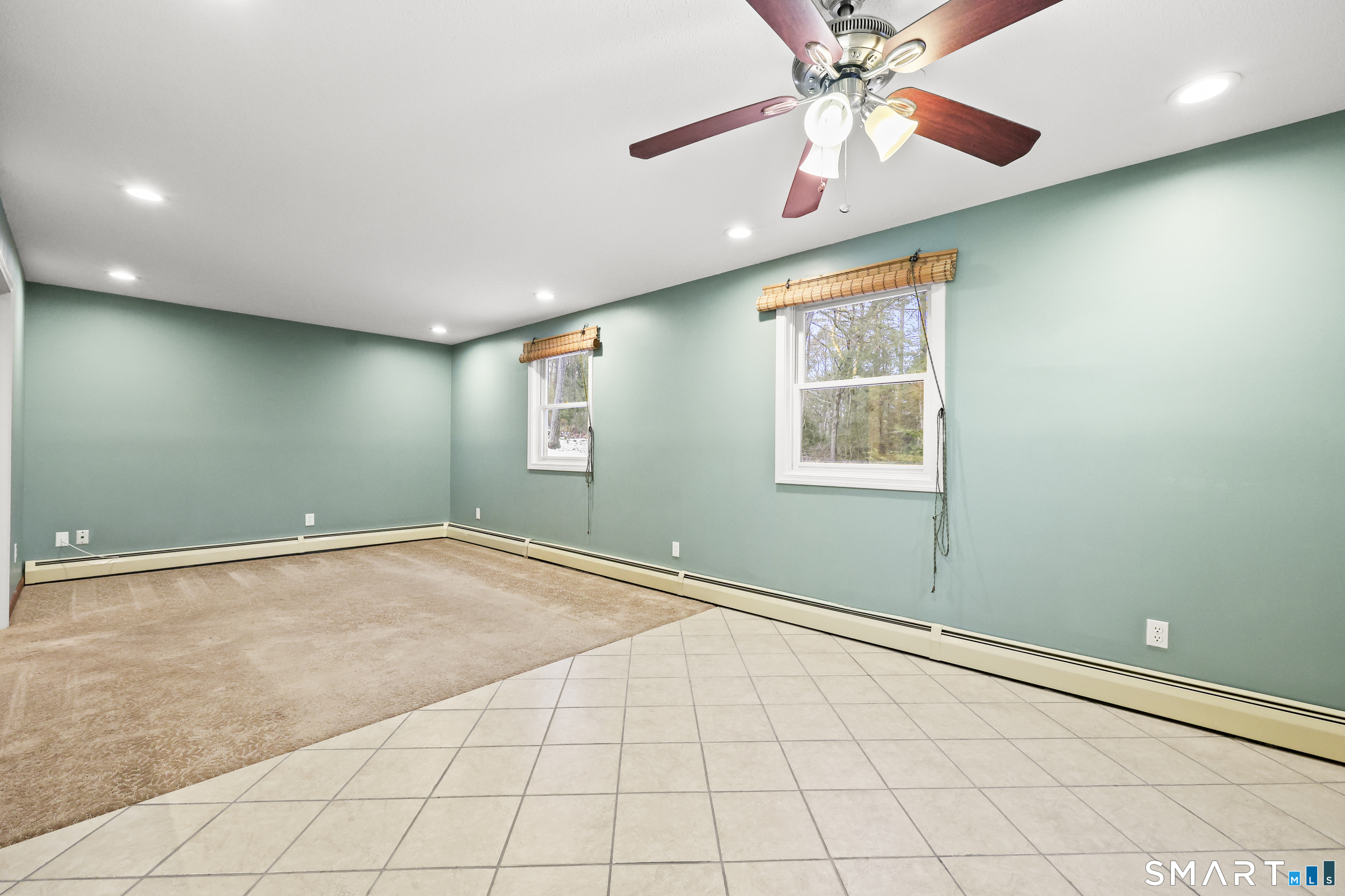 Photo 10 of 31 Oxford Court, Simsbury, CT