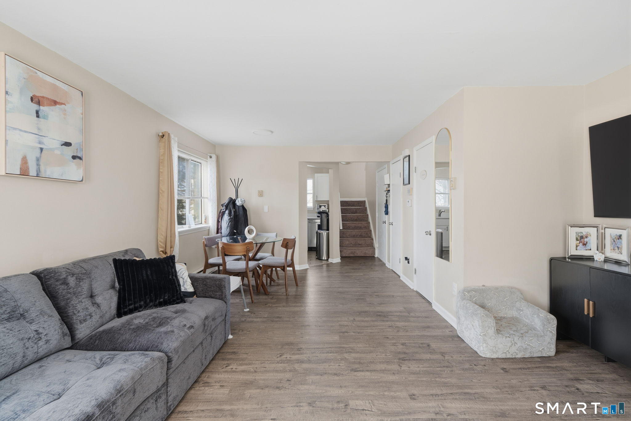 Homes for sale in Waterbury, CT | 117 Hamden Ave #APT I, Waterbury, CT 06704 | MLS# 24149284