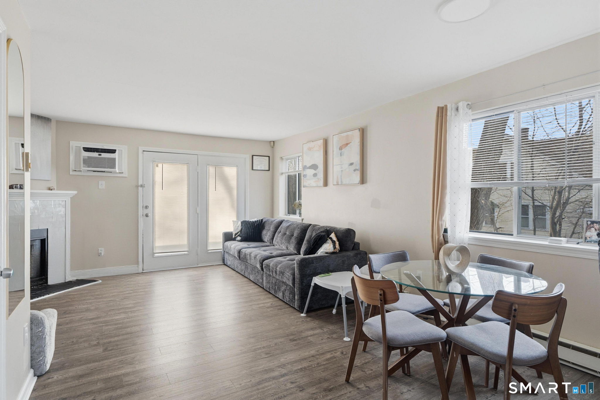 Photo 8 of 117 Hamden Avenue, Waterbury, CT