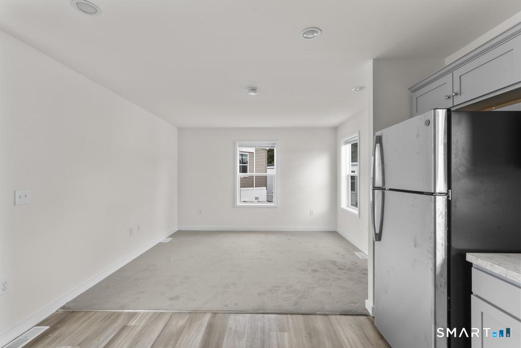 Homes for sale in Newtown, CT | 55 Sugar St #14, Newtown, CT 06470 | MLS# 24149411