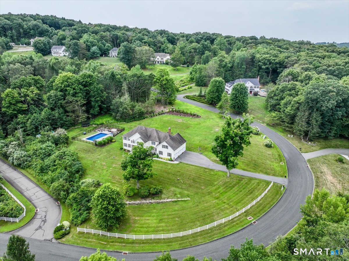 Homes for sale in Southbury, CT | 55 Country Woods Ln, Southbury, CT 06488 | MLS# 24149348