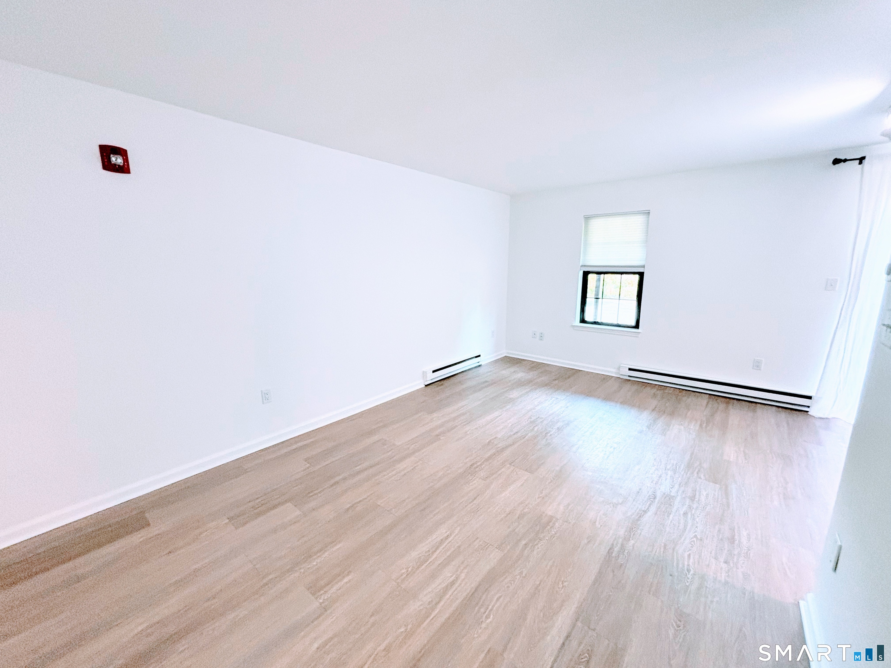 Homes for sale in New Milford, CT | 149 Aspetuck Vlg #149, New Milford, CT 06776 | MLS# 24149203