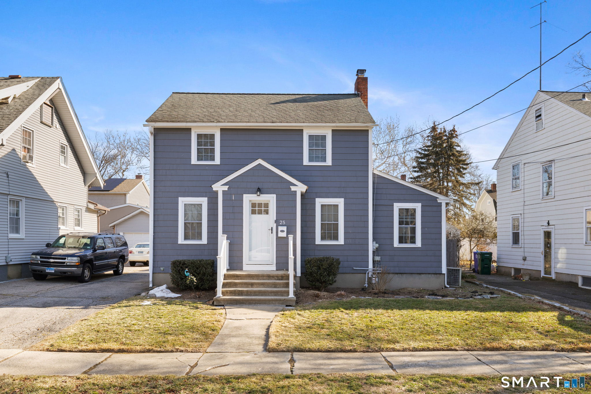 Homes for sale in Stratford, CT | 25 Lindsley Pl, Stratford, CT 06615 | MLS# 24149283