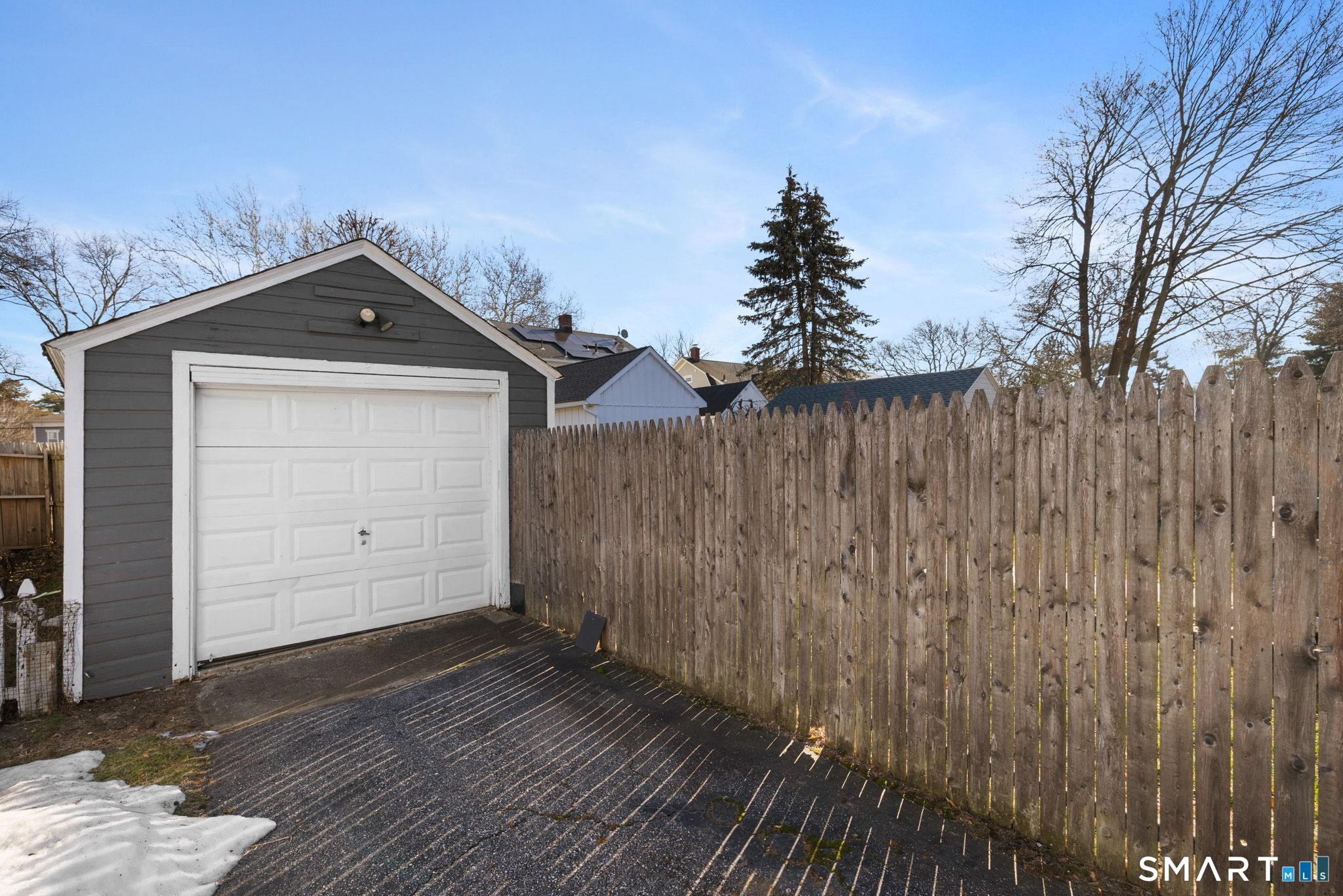 Homes for sale in Stratford, CT | 25 Lindsley Pl, Stratford, CT 06615 | MLS# 24149283