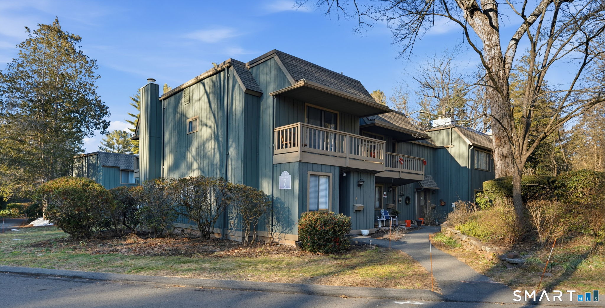 Homes for sale in Southington, CT | 1 Coach Dr #1, Southington, CT 06489 | MLS# 24147367