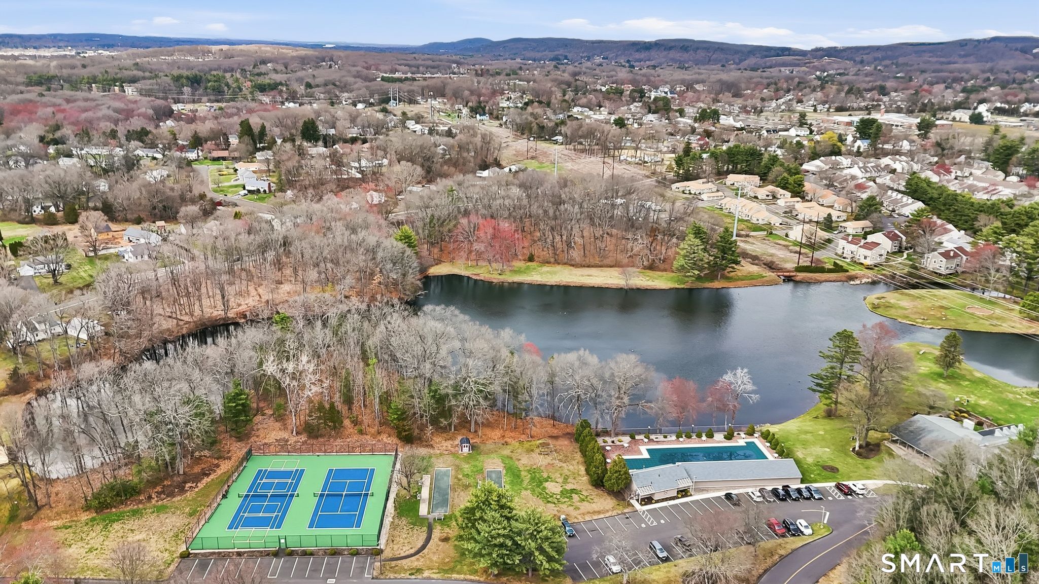 Homes for sale in Southington, CT | 1 Coach Dr #1, Southington, CT 06489 | MLS# 24147367