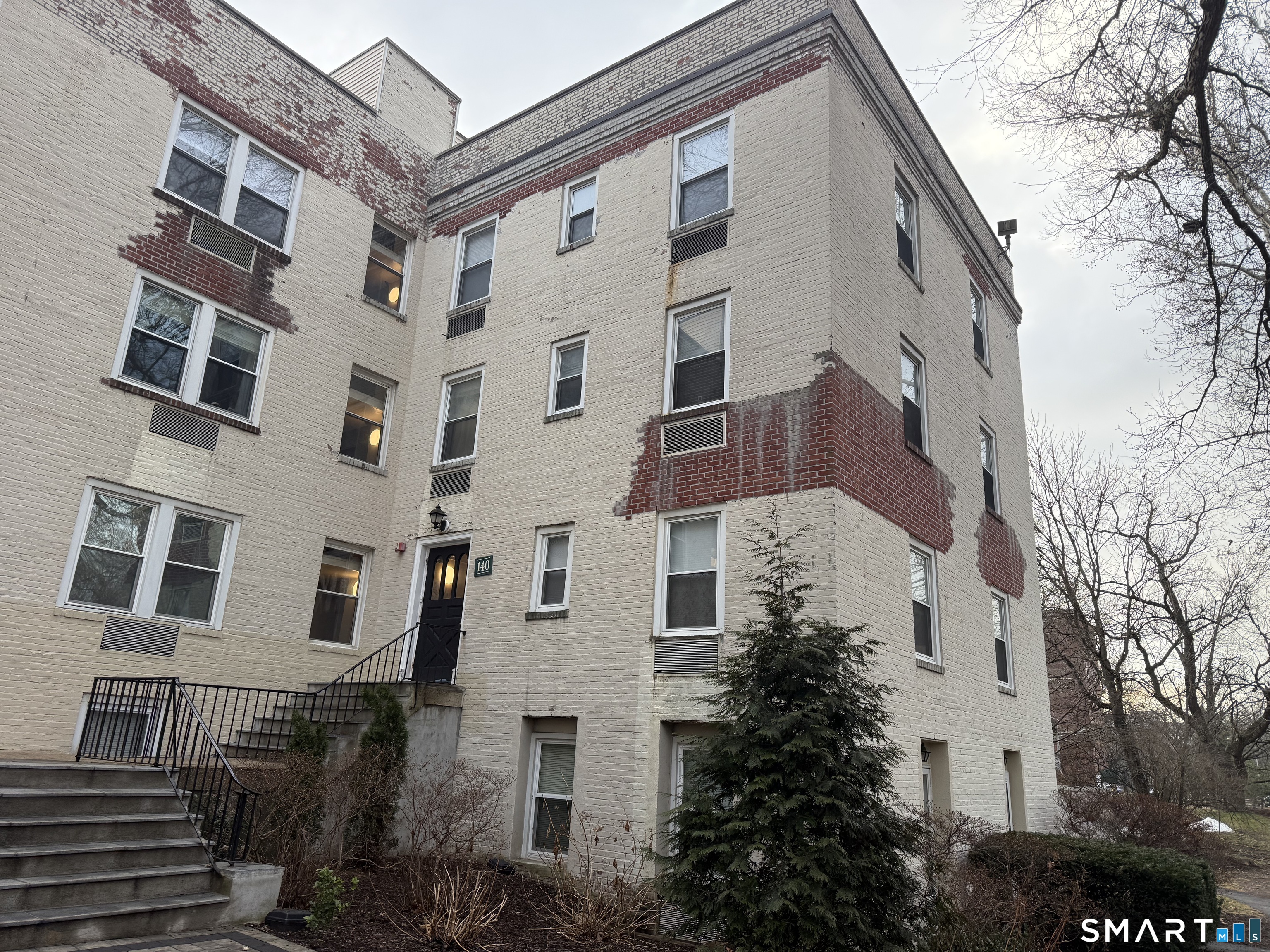 Homes for sale in Stamford, CT | 140 Summer St #1D, Stamford, CT 06840 | MLS# 24149437
