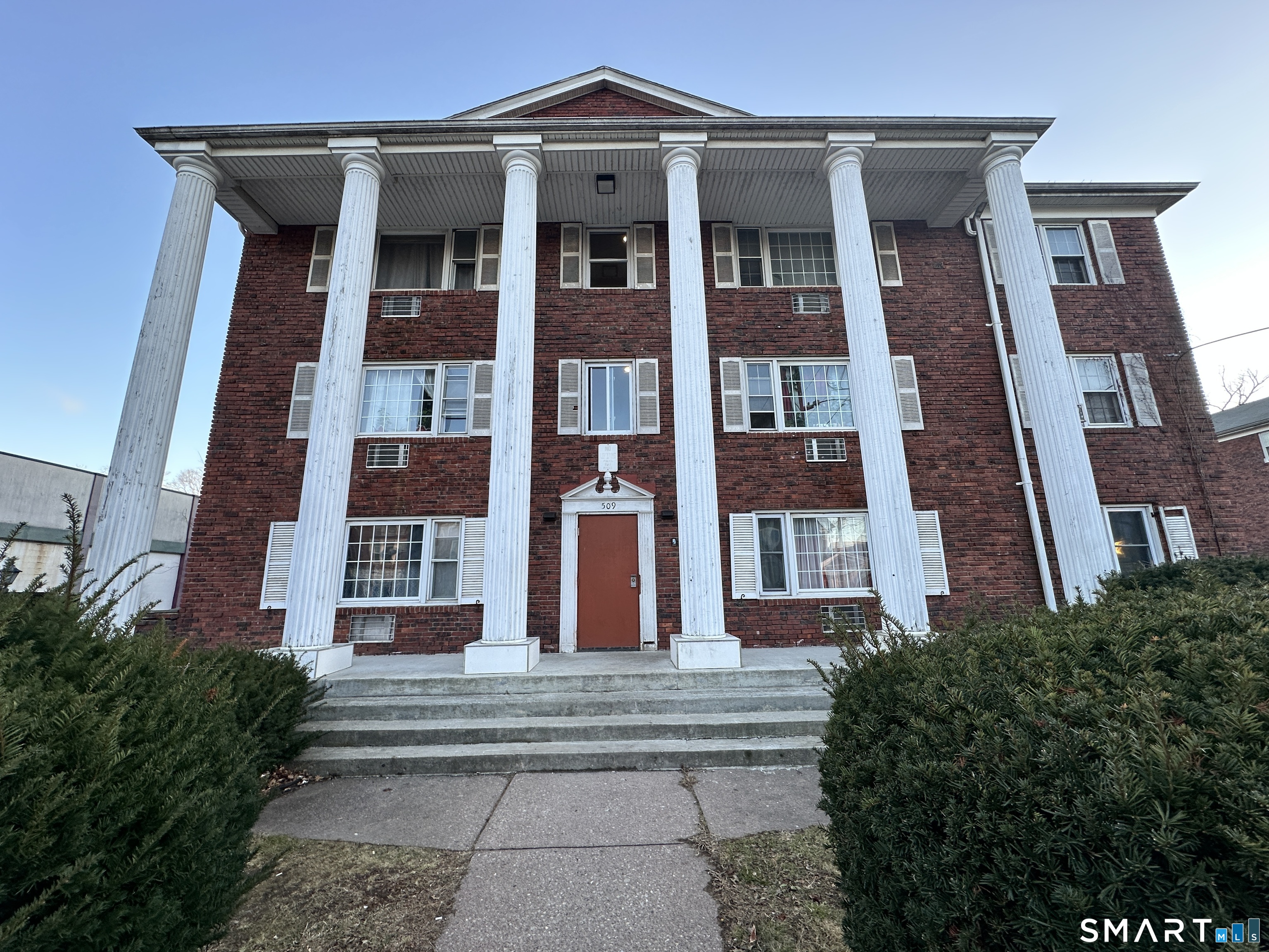 Homes for sale in East Hartford, CT | 509 Burnside Ave #APT C14, East Hartford, CT 06108 | MLS# 24149467