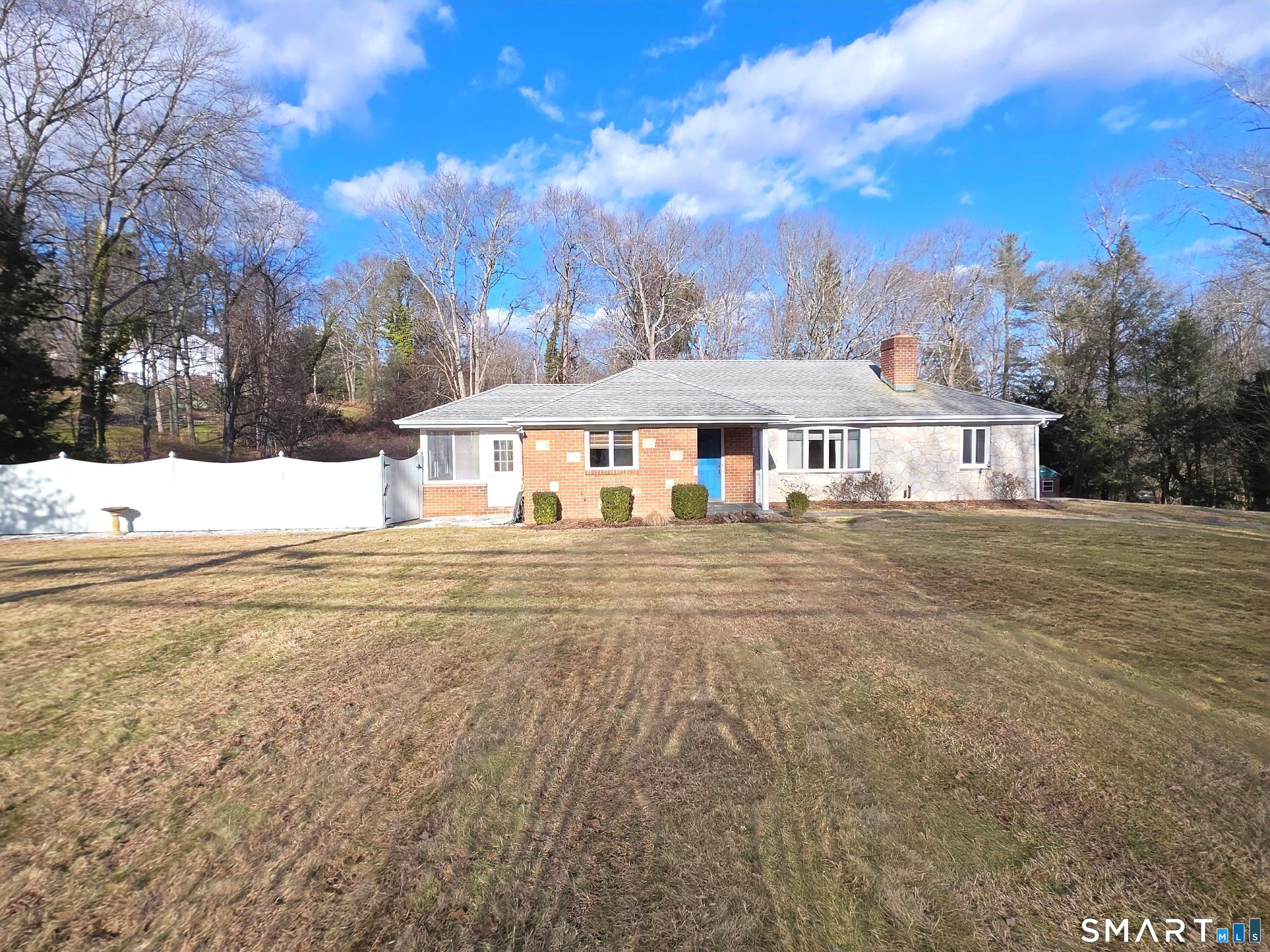 Homes for sale in Stamford, CT | 281 Roxbury Rd, Stamford, CT 06902 | MLS# 24143655