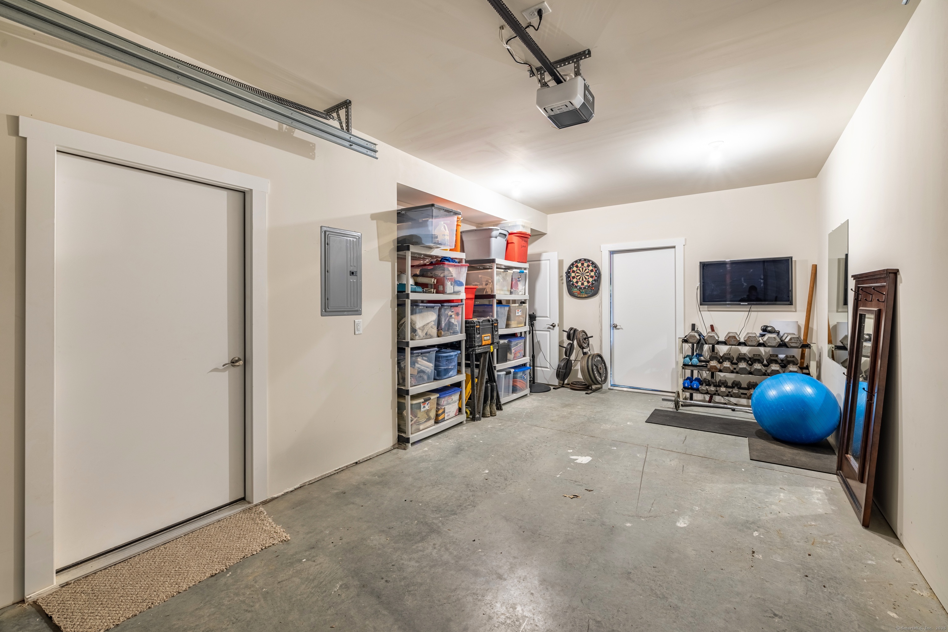 Photo 17 of 94 North Bridebrook Road, East Lyme, CT