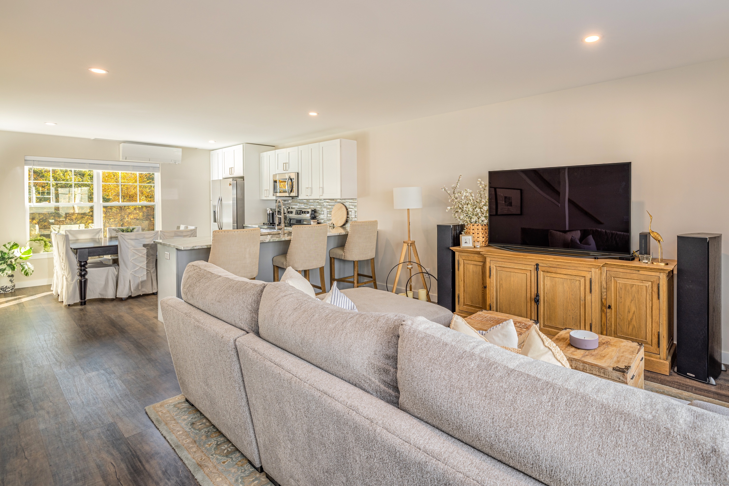 Photo 12 of 94 North Bridebrook Road, East Lyme, CT