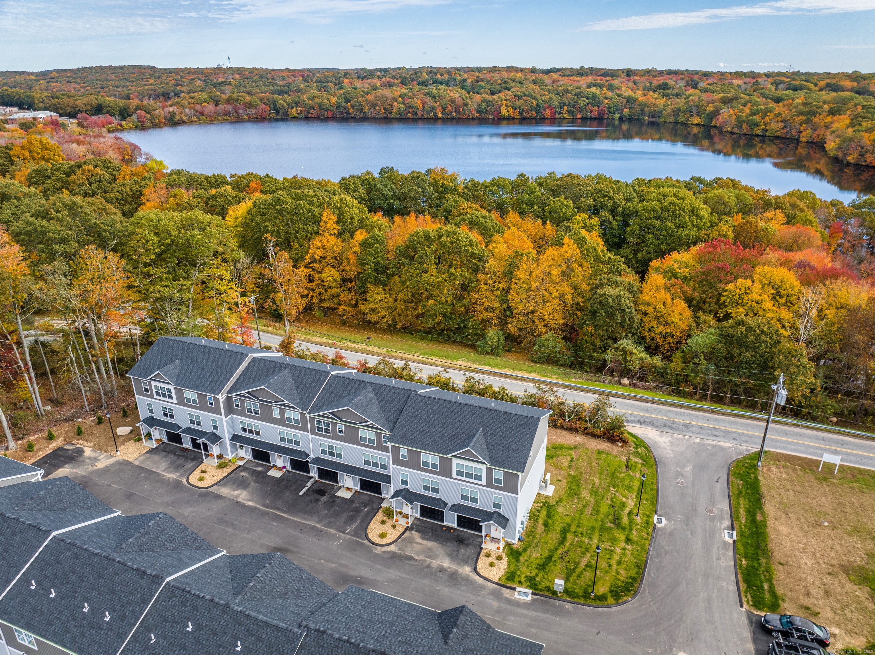 Photo 3 of 94 North Bridebrook Road, East Lyme, CT