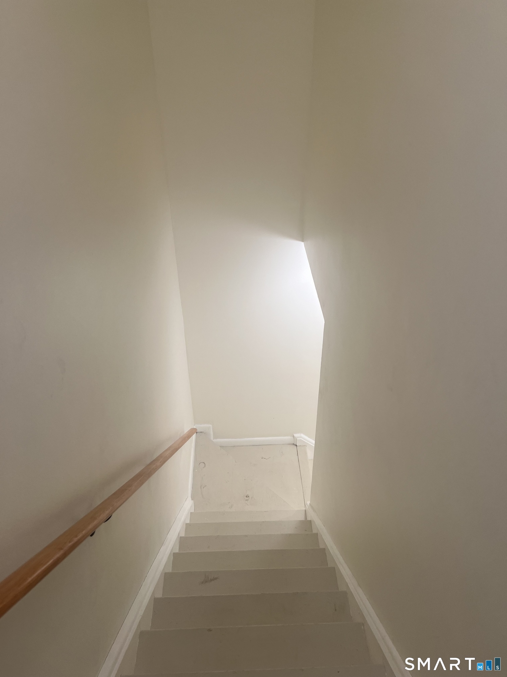 Photo 12 of 3370 Madison Avenue, Bridgeport, CT