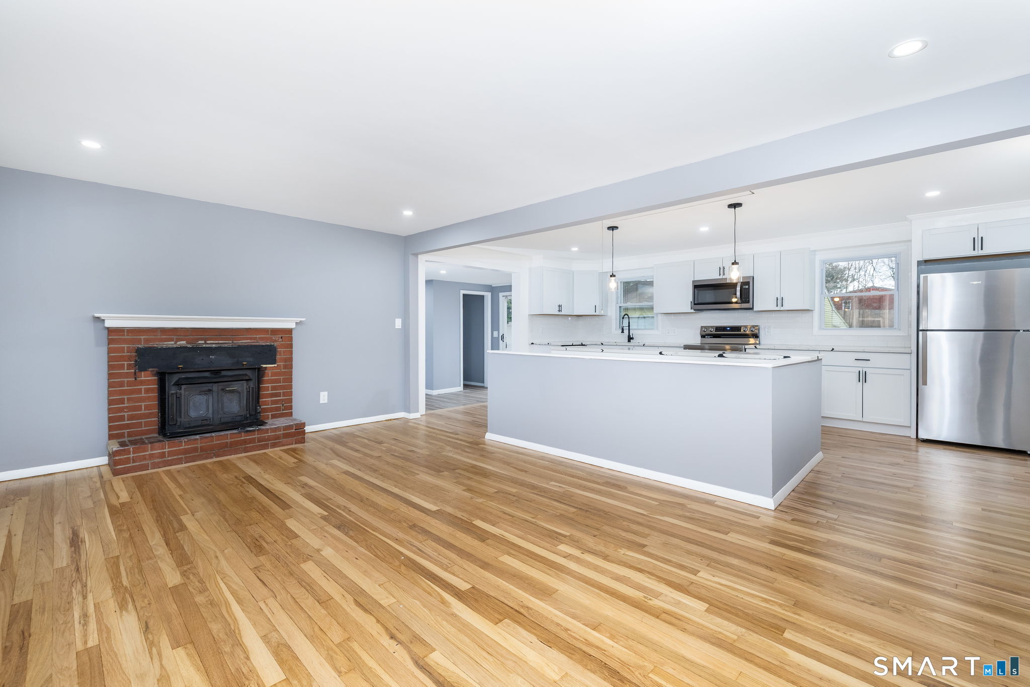 Homes for sale in South Windsor, CT | 555 Graham Rd, South Windsor, CT 06074 | MLS# 24149200