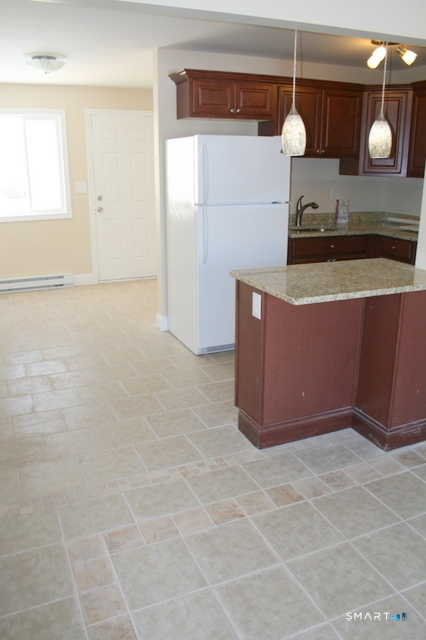 Photo 6 of 95 East Grand Avenue, New Haven, CT