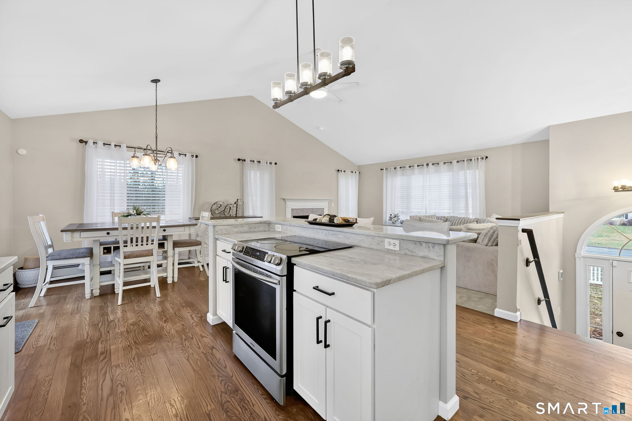 Photo 5 of 1021 Suffield Street, Suffield, CT