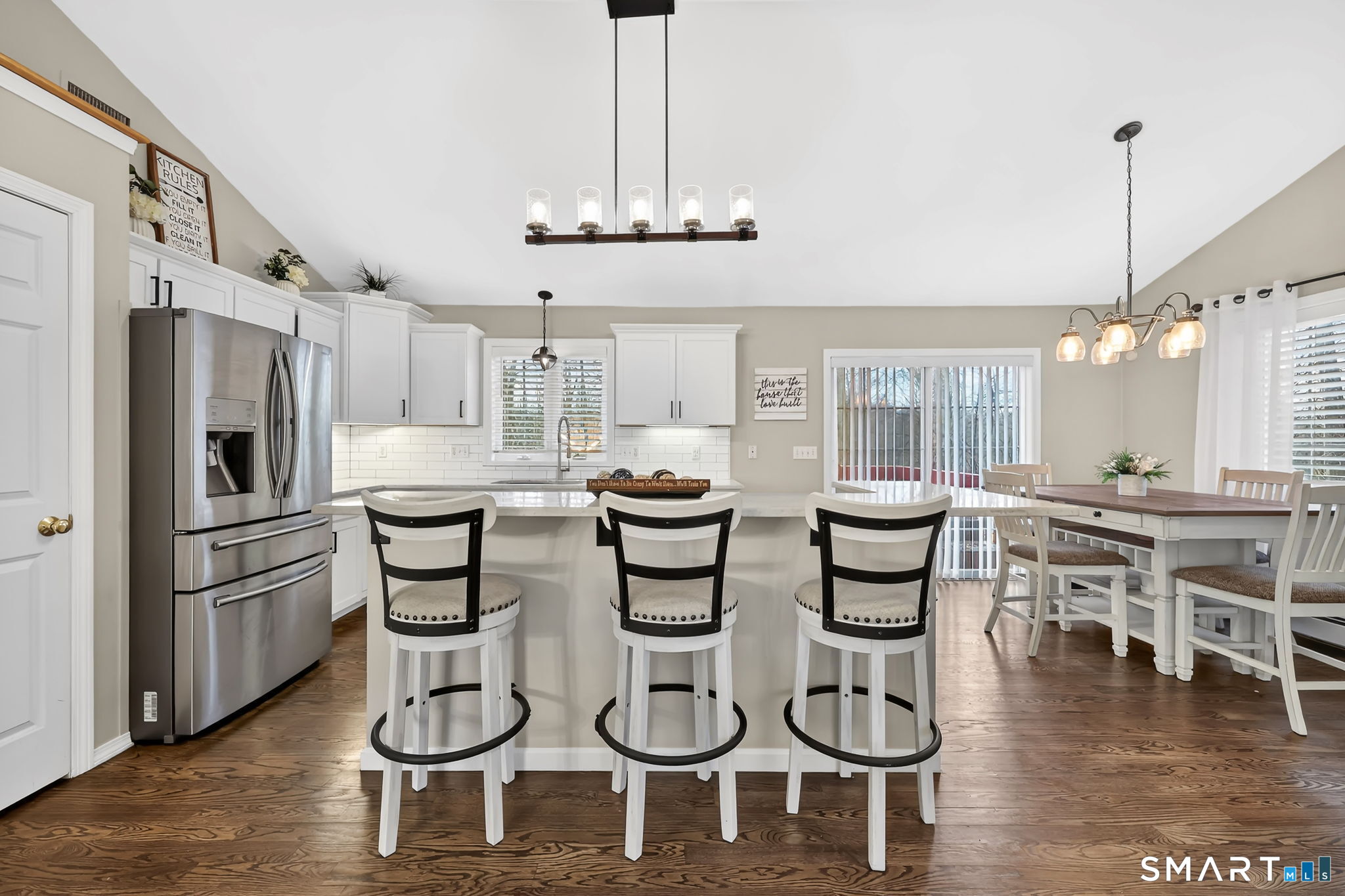 Photo 11 of 1021 Suffield Street, Suffield, CT