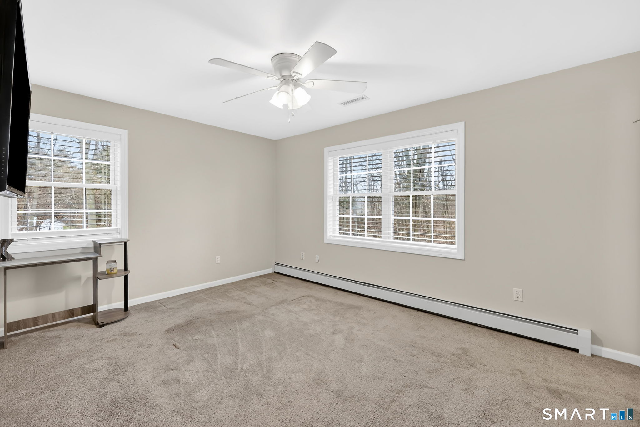 Photo 15 of 1021 Suffield Street, Suffield, CT