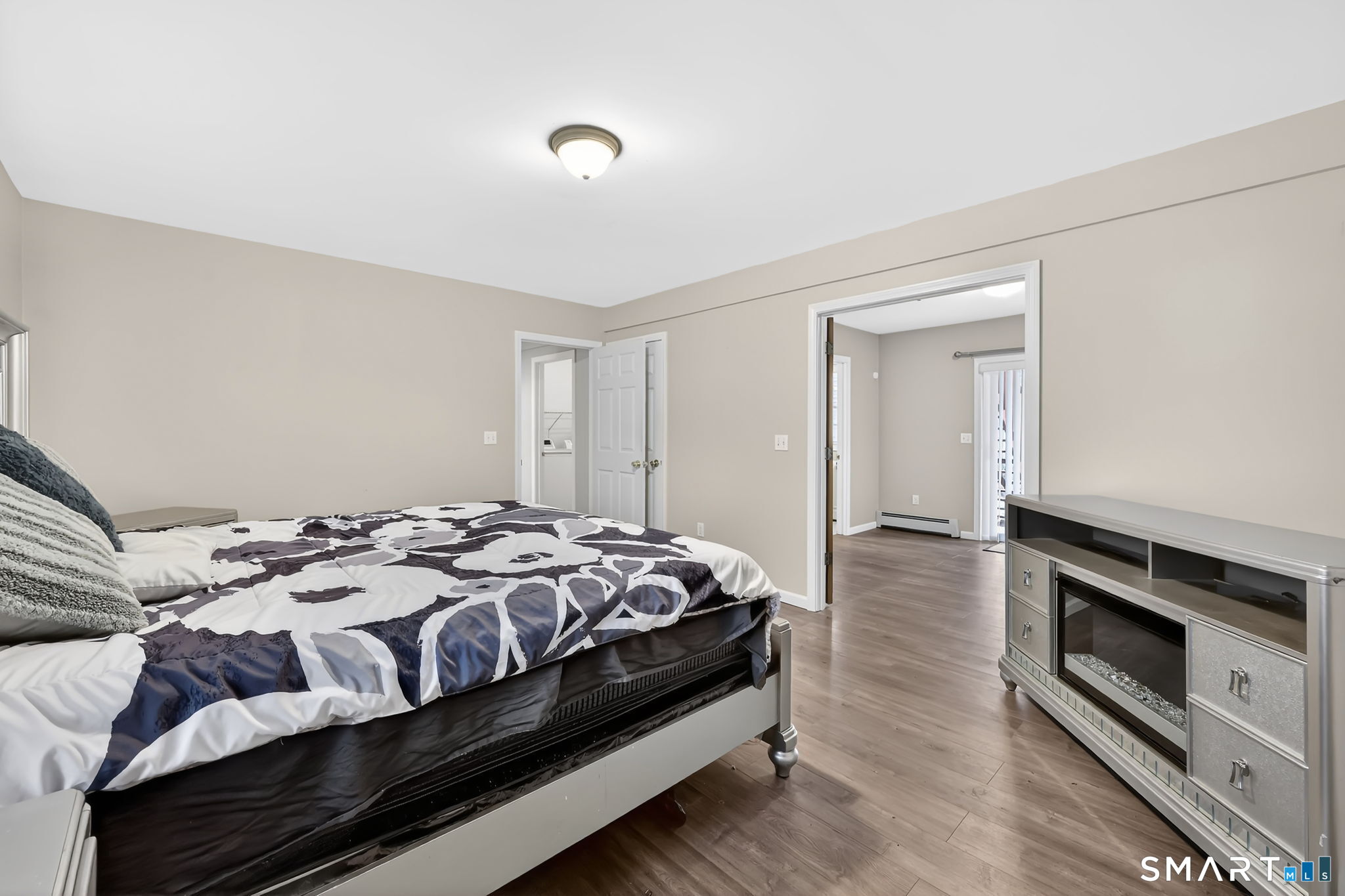 Photo 22 of 1021 Suffield Street, Suffield, CT