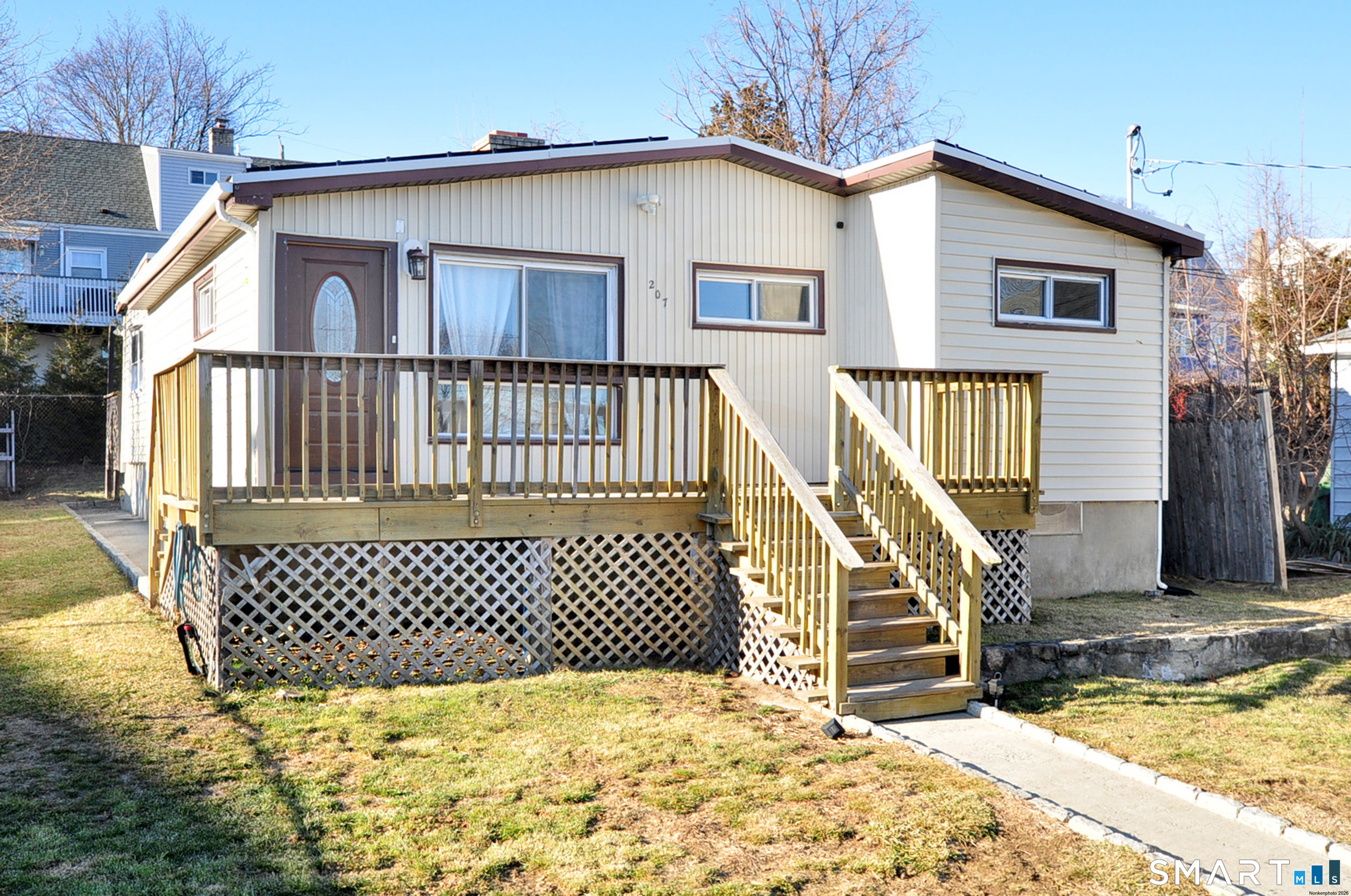 Homes for sale in Bridgeport, CT | 207 Hillcrest Rd, Bridgeport, CT 06606 | MLS# 24148372