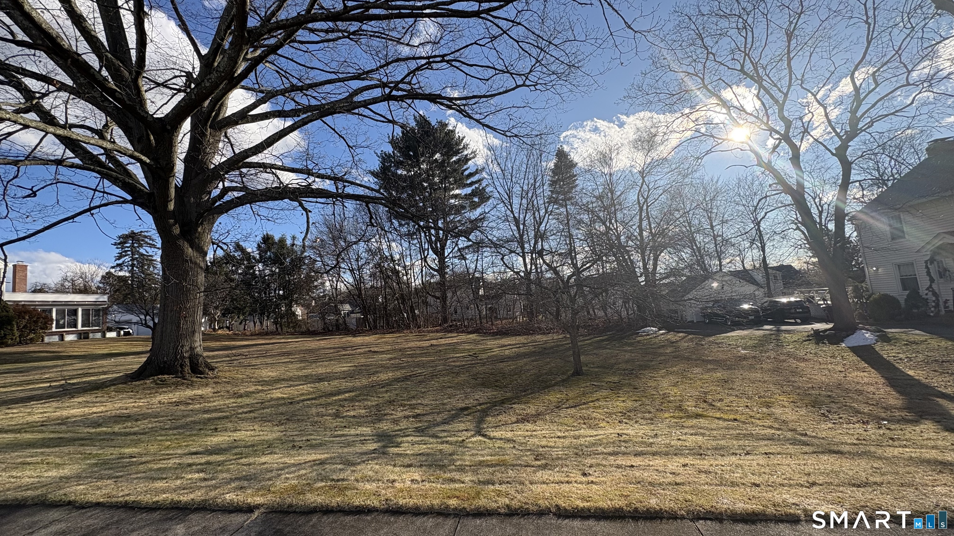 Homes for sale in Enfield, CT | 3 Riverdale Rd, Enfield, CT 06082 | MLS# 24149528