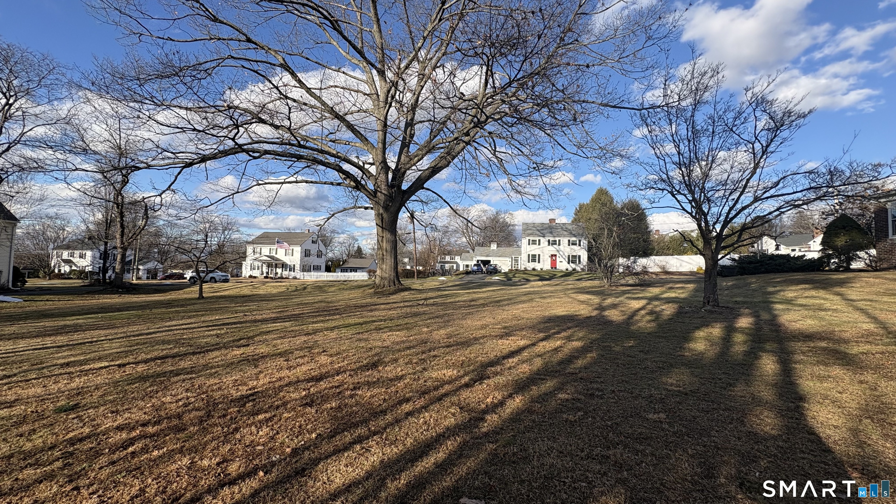 Homes for sale in Enfield, CT | 3 Riverdale Rd, Enfield, CT 06082 | MLS# 24149528