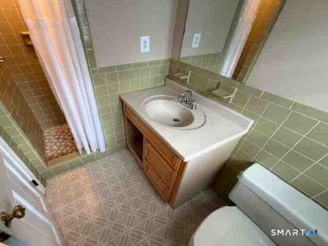 Homes for sale in Berlin, CT | 225 Ox Yoke Dr, Berlin, CT 06037 | MLS# 24149244