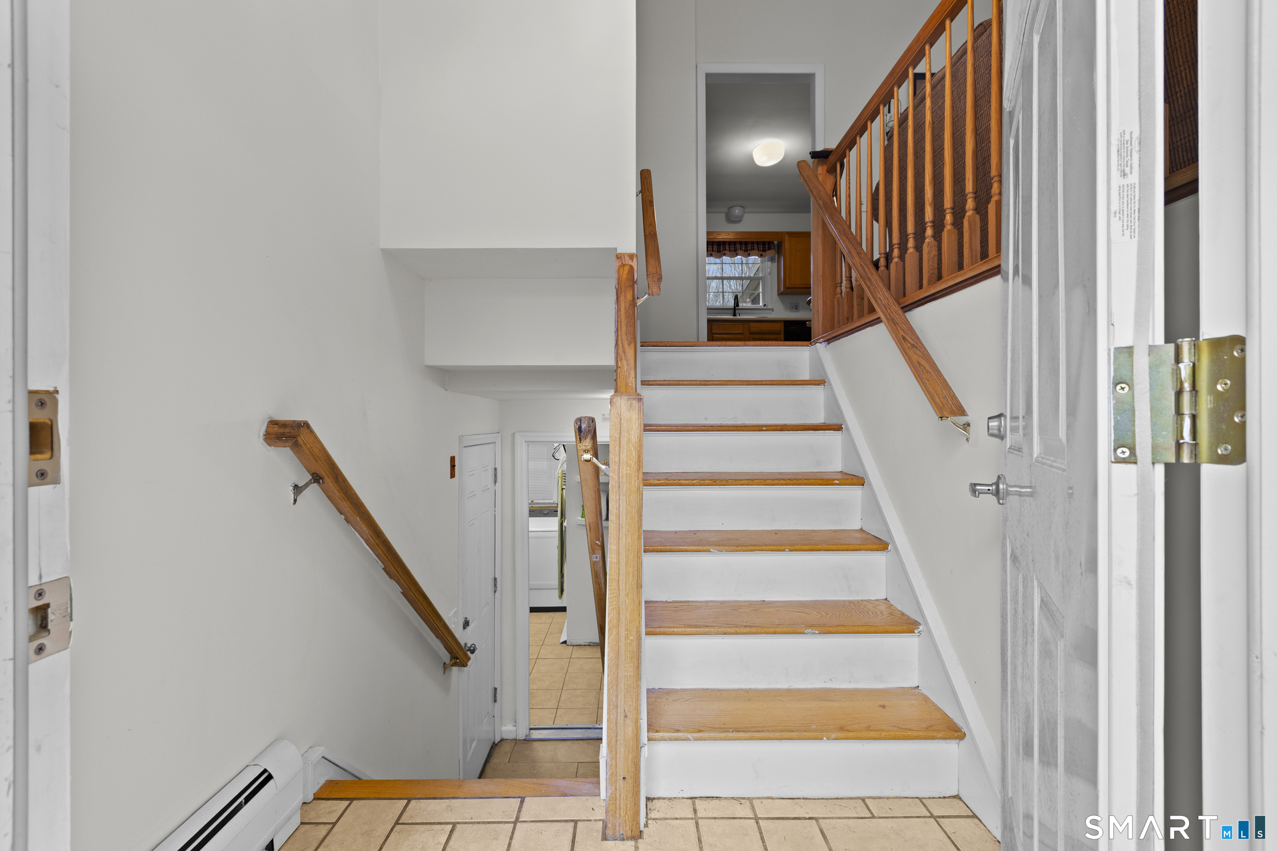 Homes for sale in Danbury, CT | 86 Starrs Plain Rd, Danbury, CT 06810 | MLS# 24149119