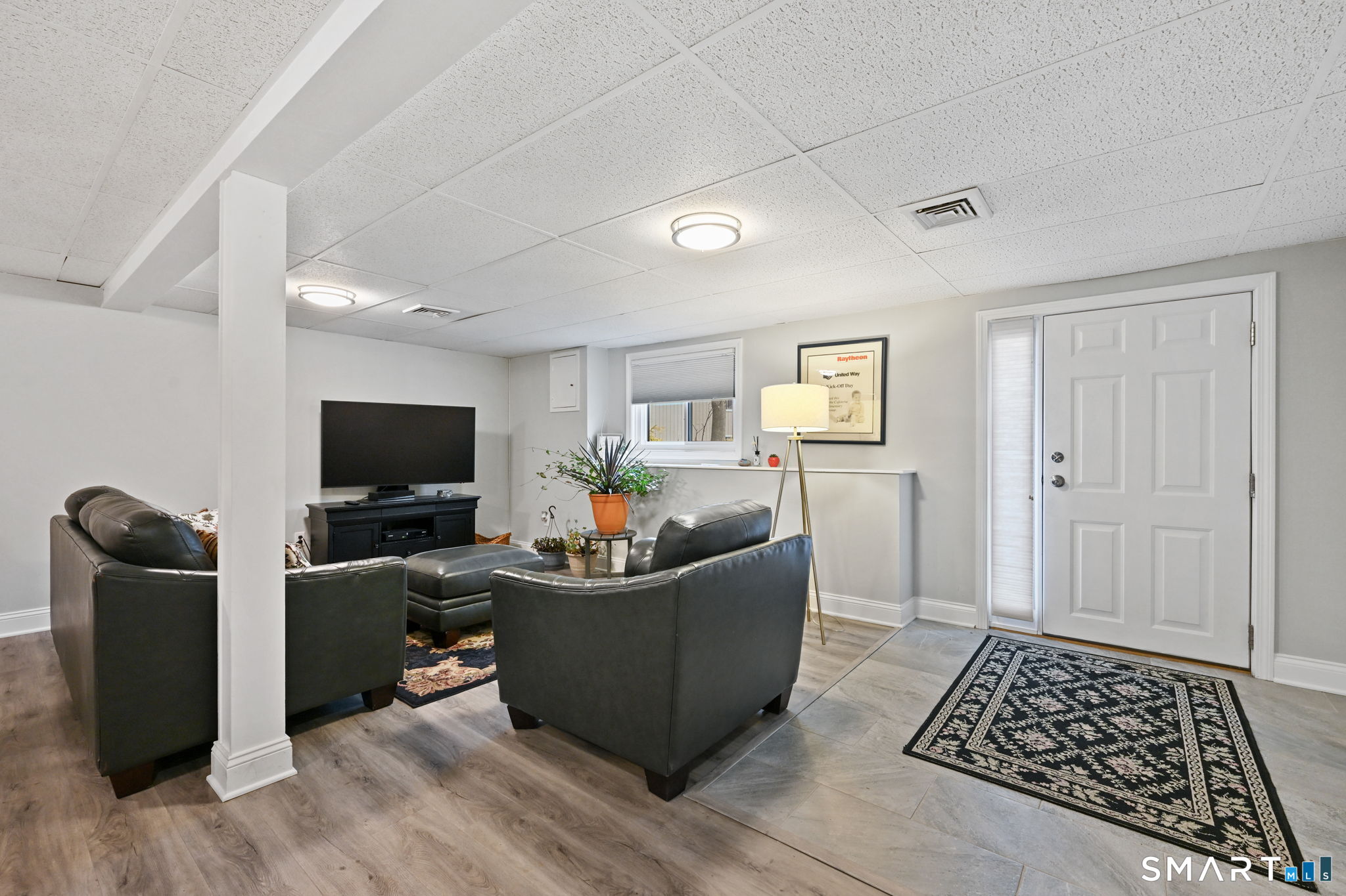 Homes for sale in Stratford, CT | 446 Hammerstone Ln #B, Stratford, CT 06614 | MLS# 24147937