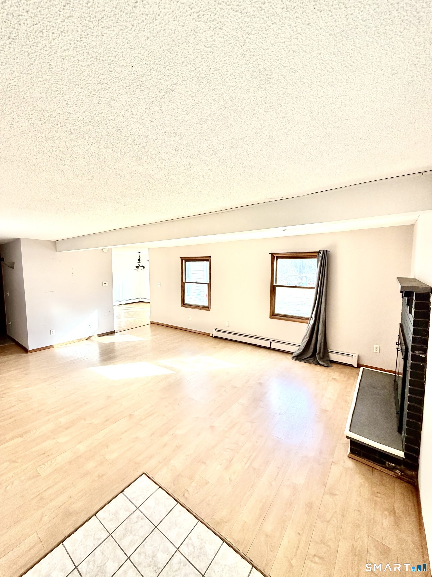 Photo 7 of 79 Elmwood Heights, Colchester, CT