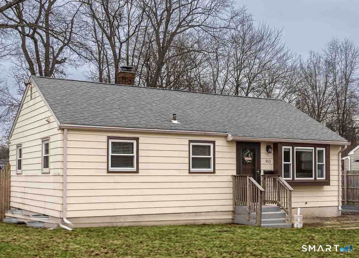 Homes for sale in Wethersfield, CT | 90 Goodwin Park Rd, Wethersfield, CT 06109 | MLS# 24149555