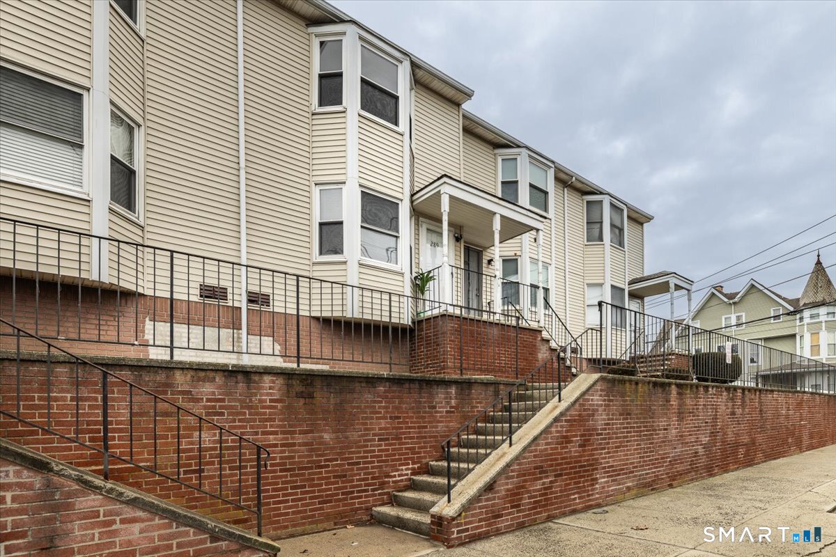 Homes for sale in Bridgeport, CT | 289 Broad St #289, Bridgeport, CT 06604 | MLS# 24149547