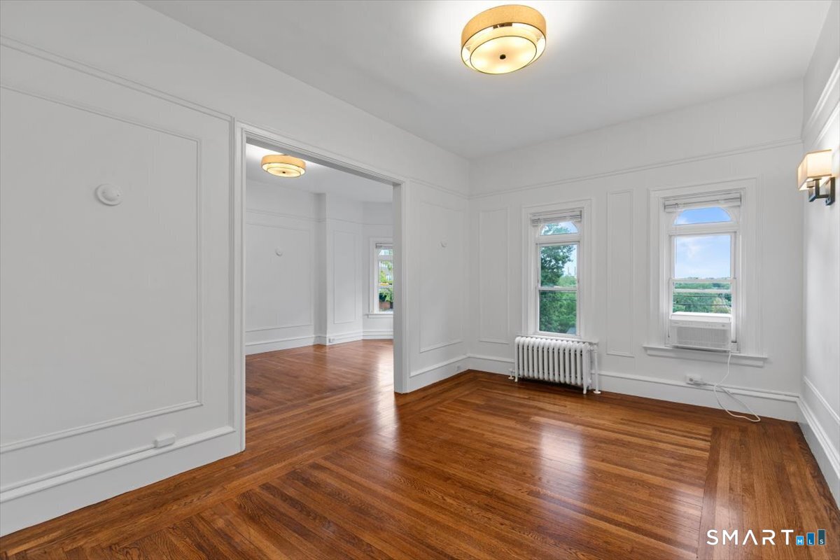 Photo 3 of 284 Orange Street, New Haven, CT