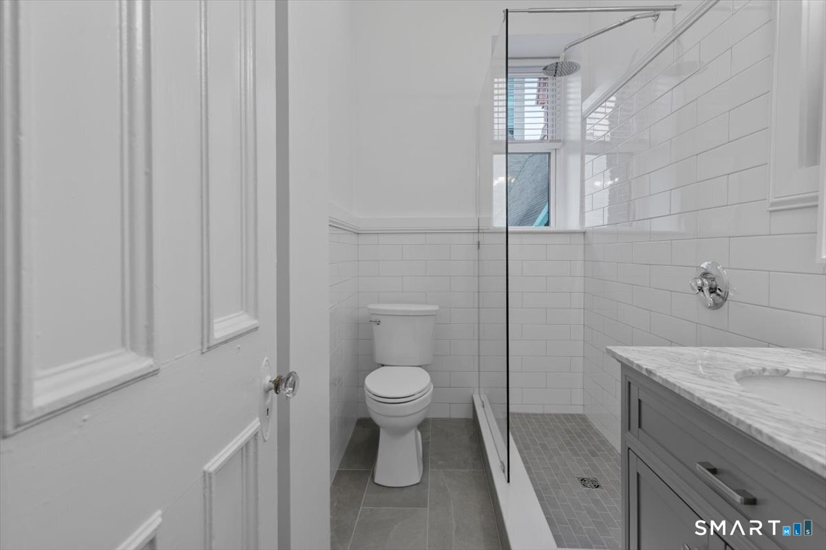 Photo 17 of 284 Orange Street, New Haven, CT