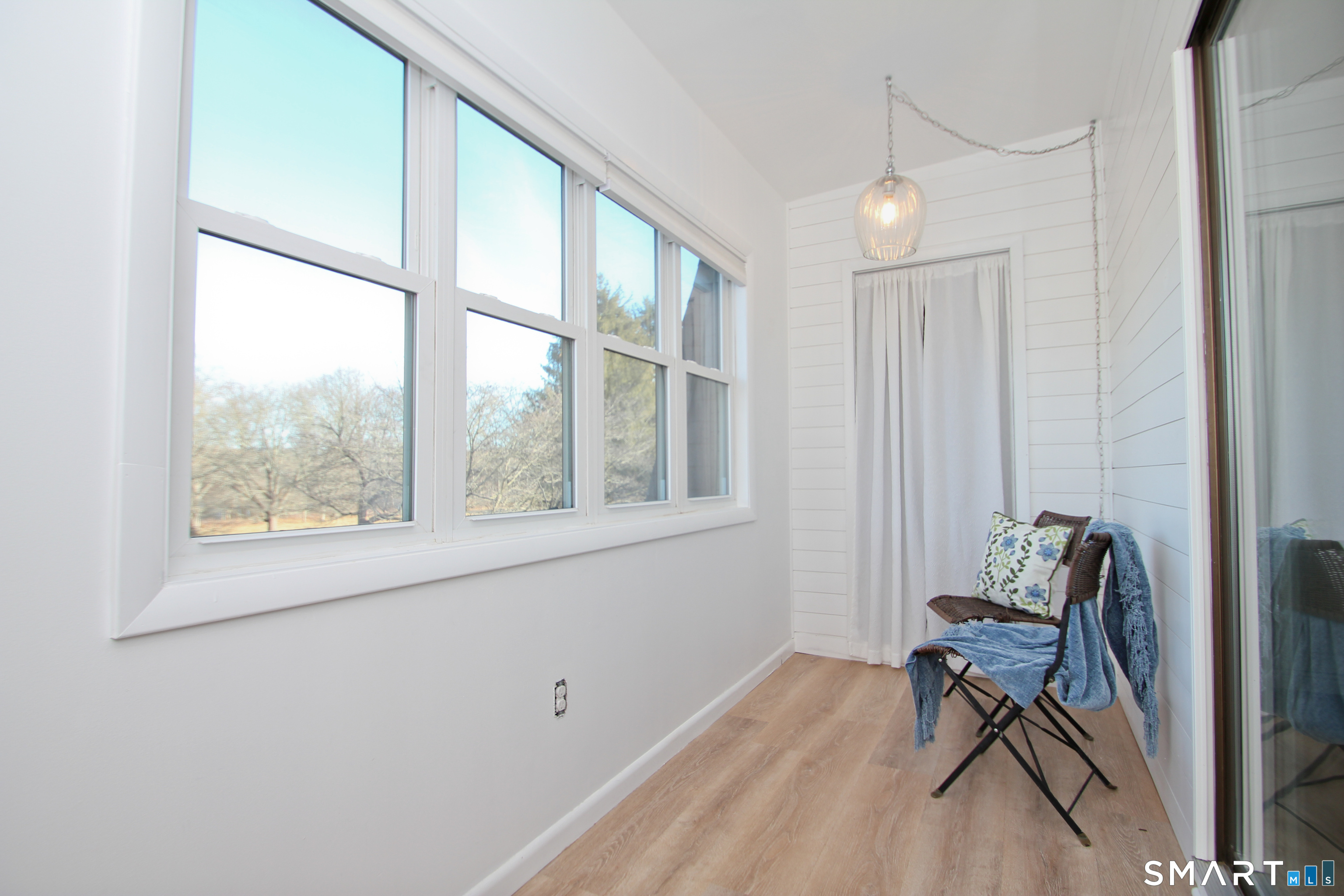 Photo 6 of 83 Landing Circle, Suffield, CT