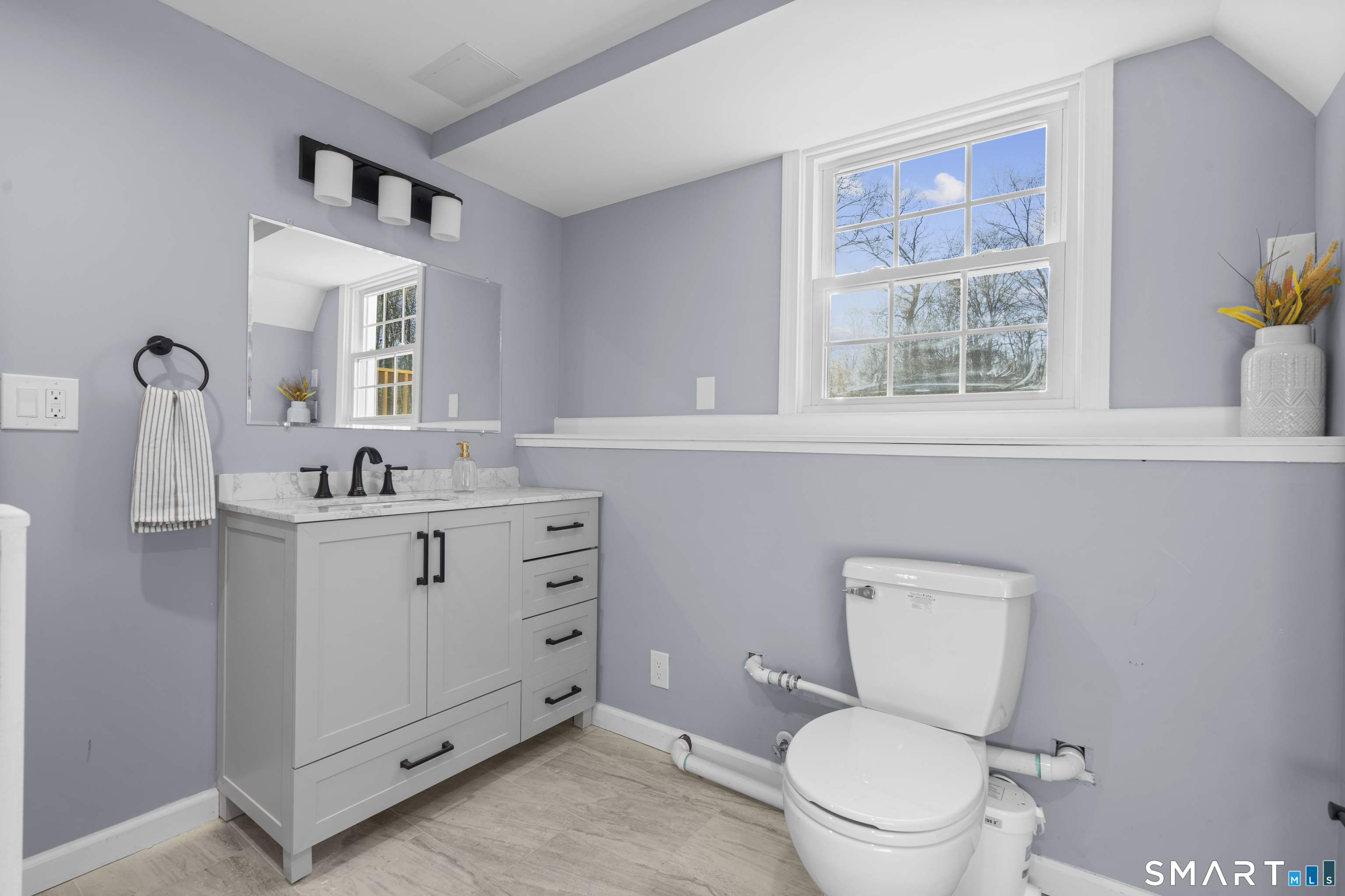 Photo 18 of 7 Coach Light Drive, Clinton, CT