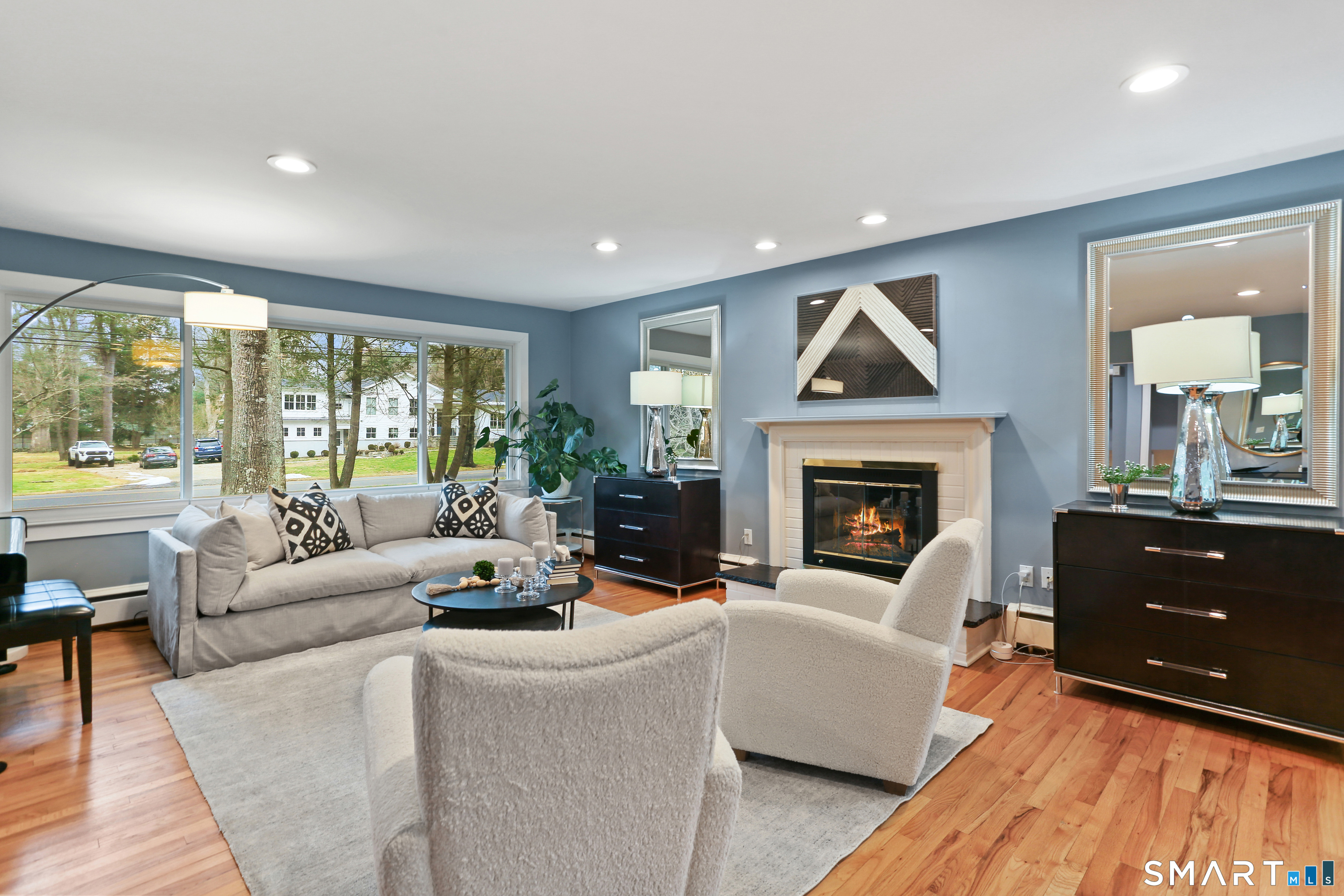 Homes for sale in Westport, CT | 2 Rockyfield Rd, Westport, CT 06880 | MLS# 24146933