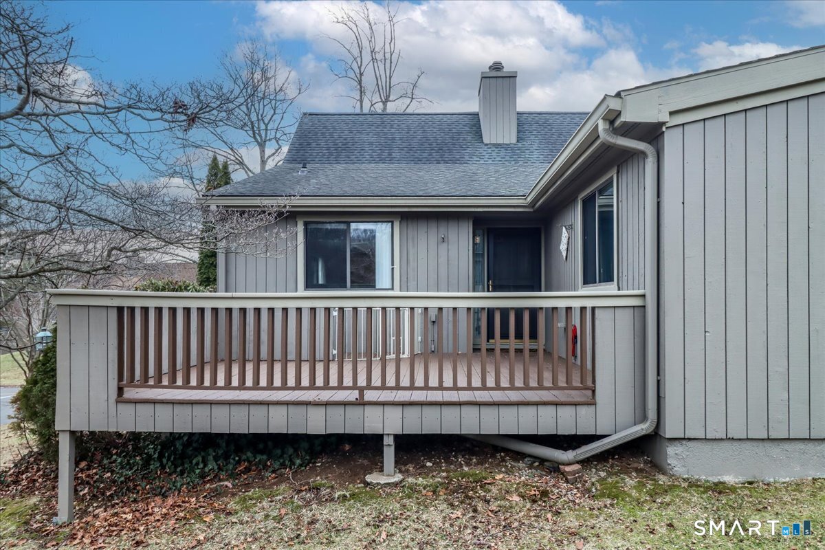 Homes for sale in Stratford, CT | 151 South Trl #B, Stratford, CT 06614 | MLS# 24149480