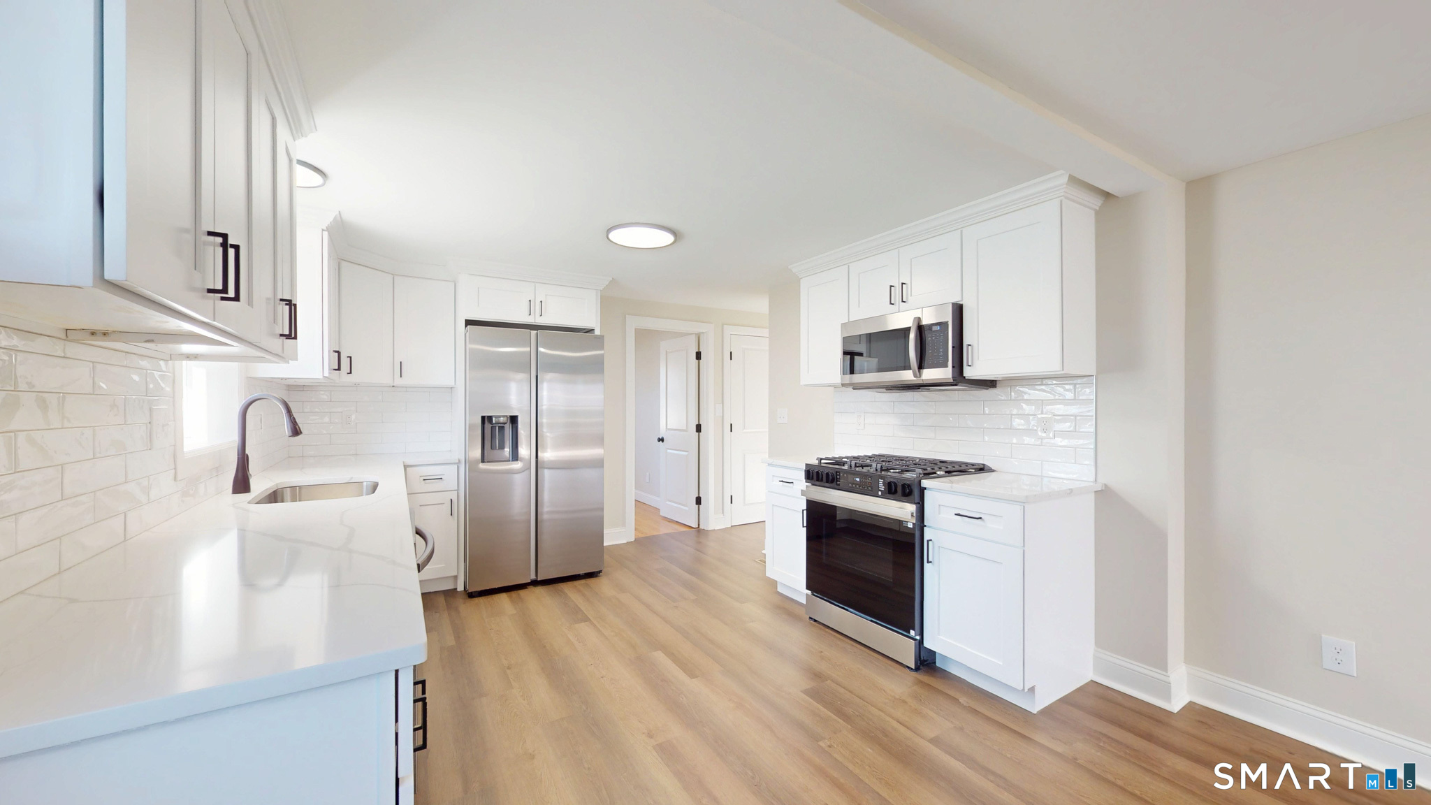 Photo 8 of 73 Coolidge Avenue, Newington, CT