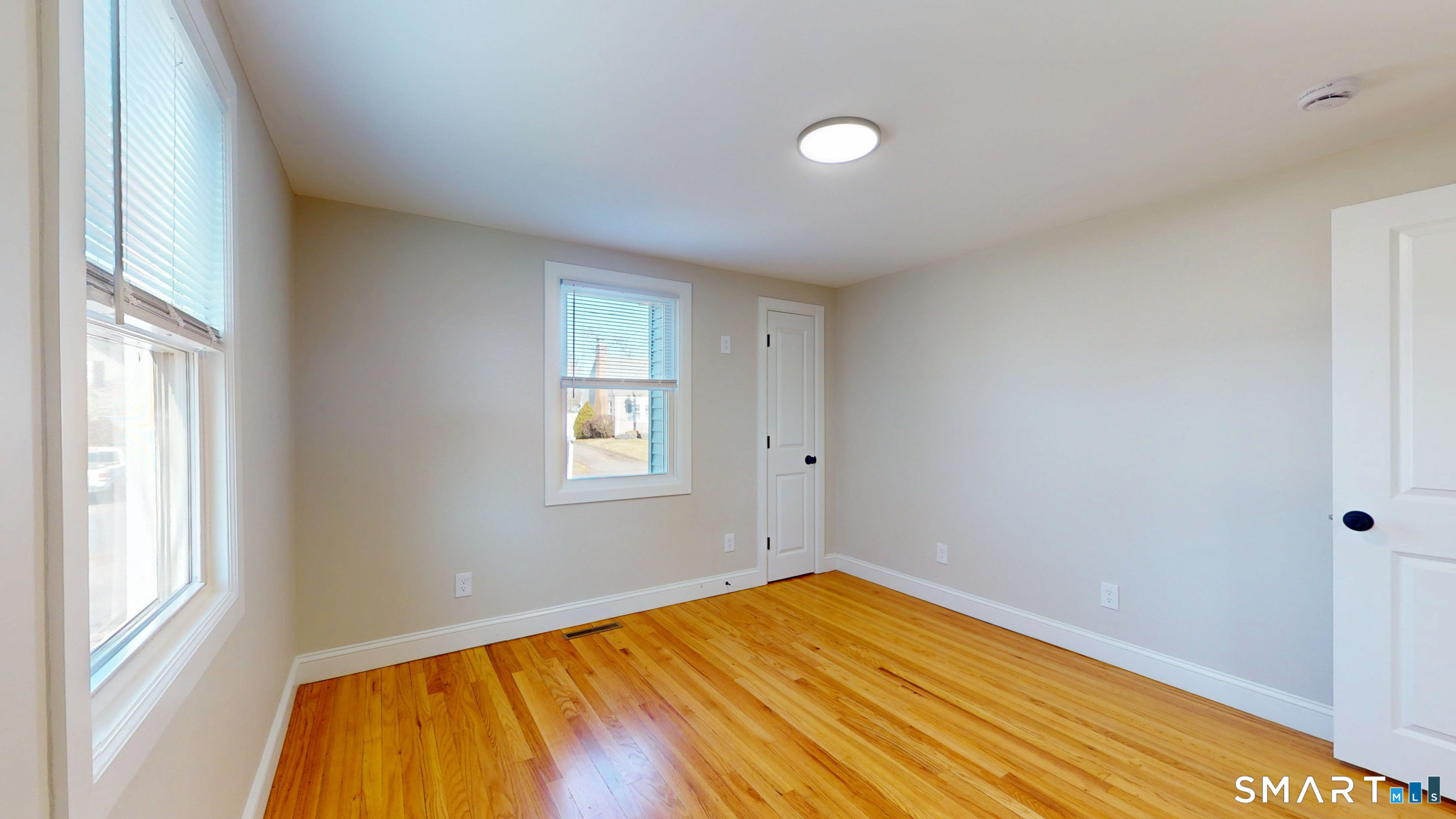 Photo 11 of 73 Coolidge Avenue, Newington, CT