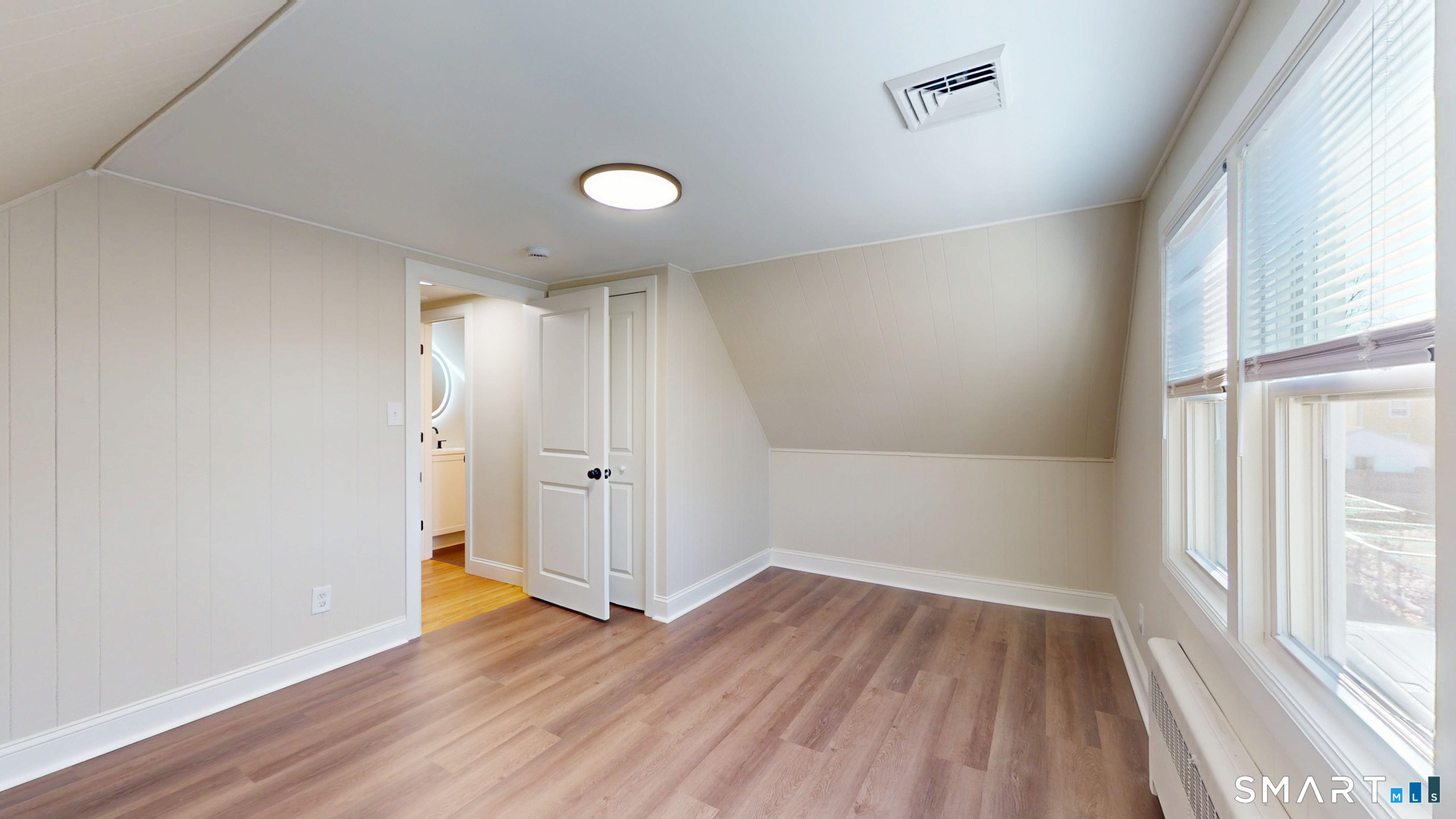 Photo 23 of 73 Coolidge Avenue, Newington, CT