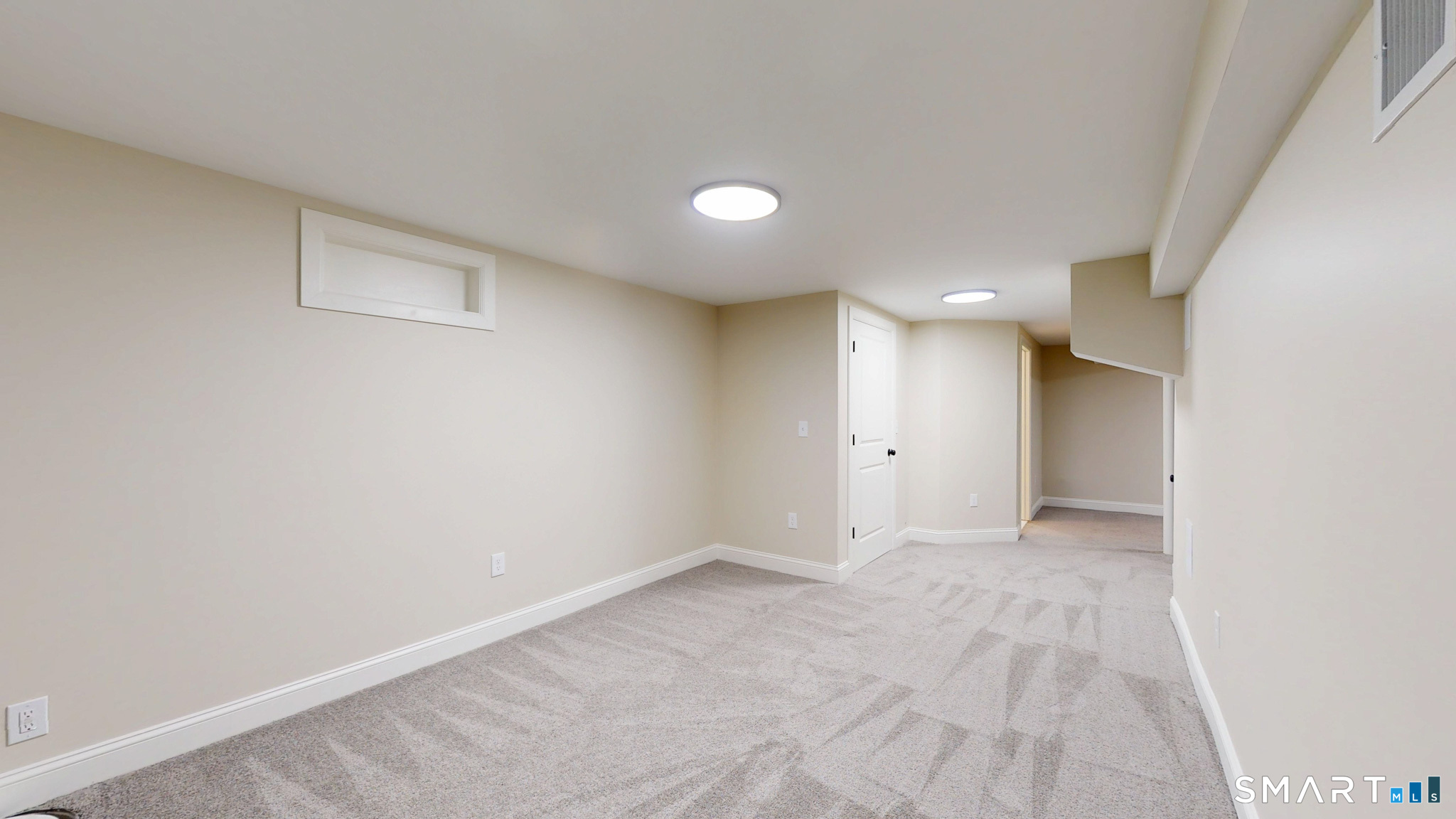 Photo 31 of 73 Coolidge Avenue, Newington, CT