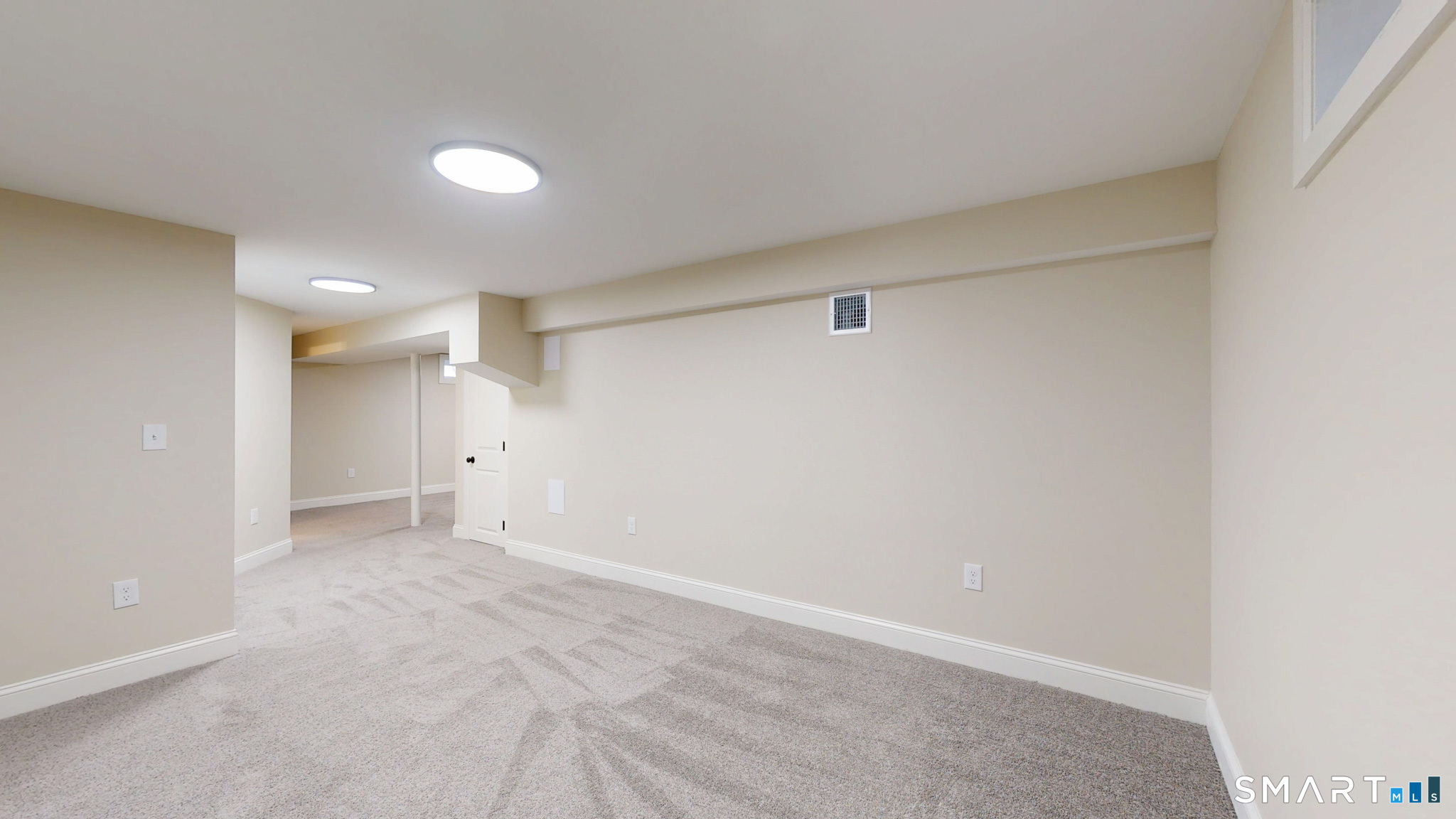 Photo 32 of 73 Coolidge Avenue, Newington, CT